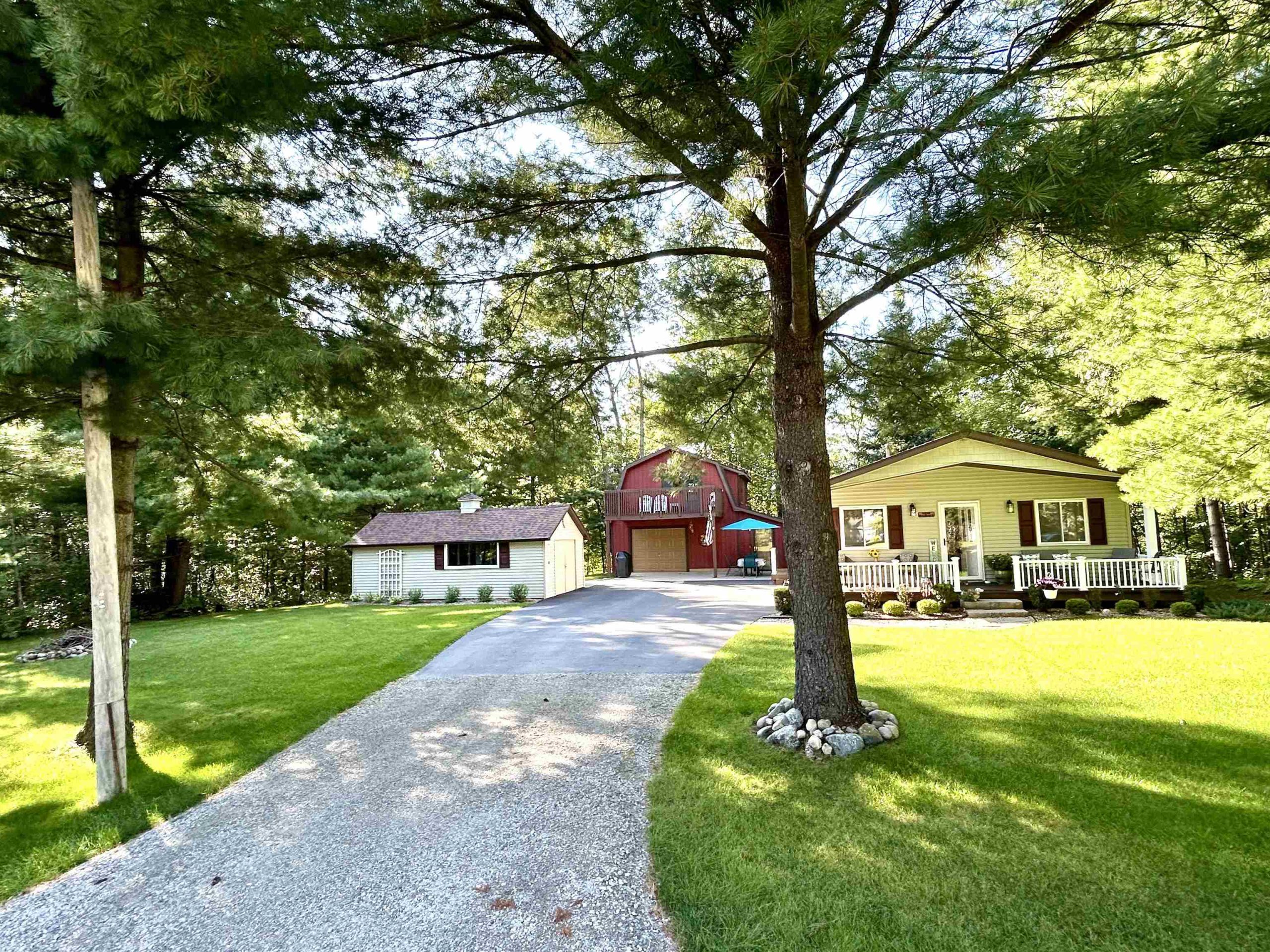 2940 Arrowhead