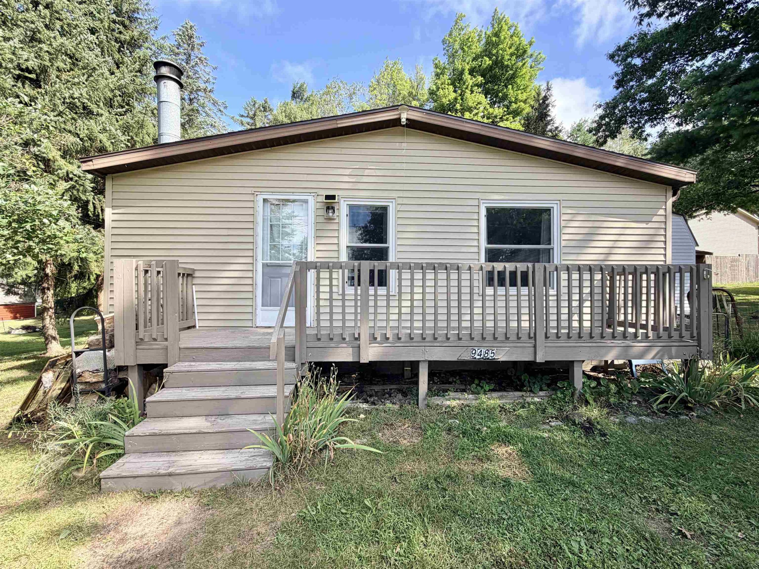 9485 Stone Ledge Lake
