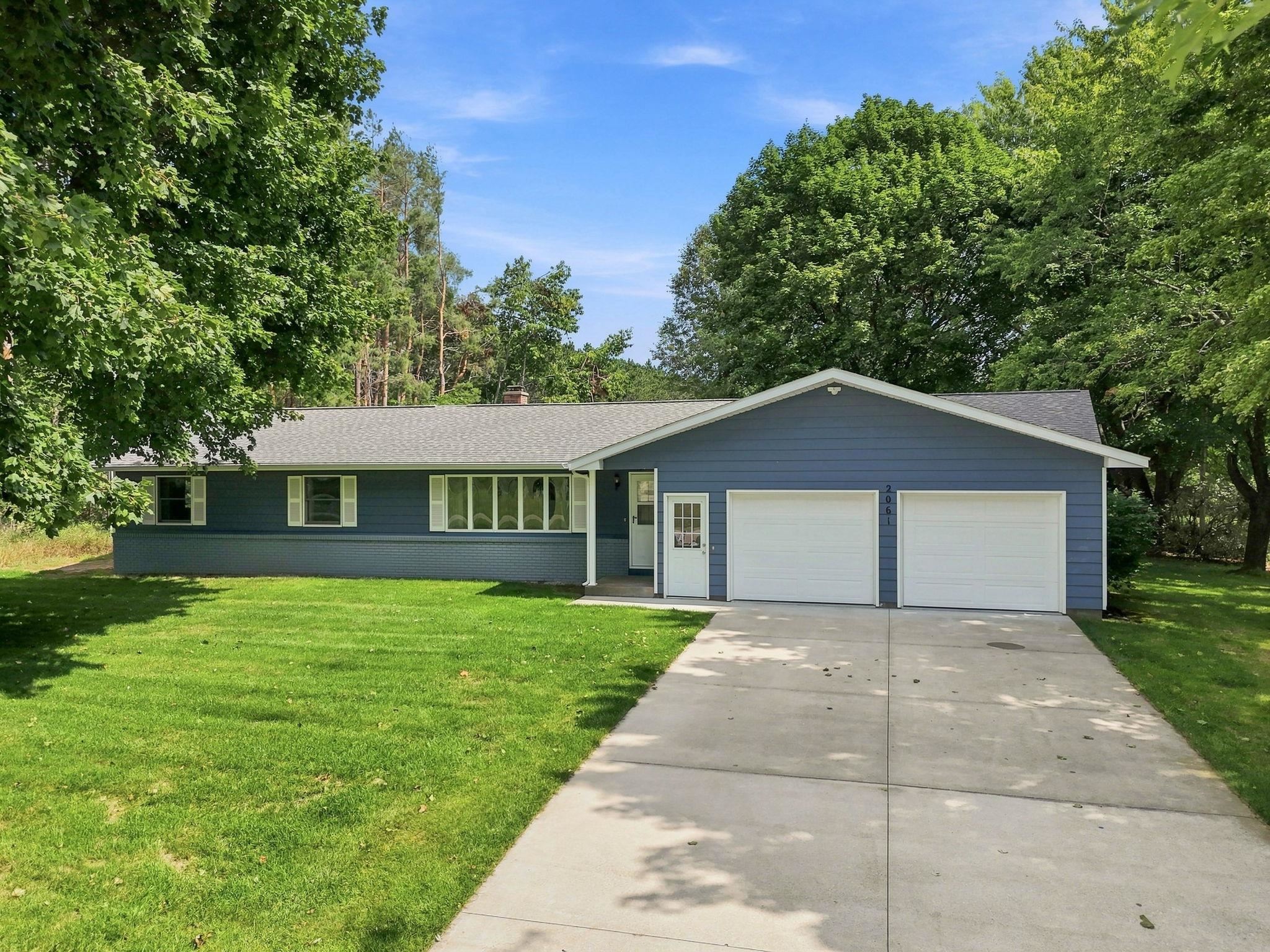 2061 S Green