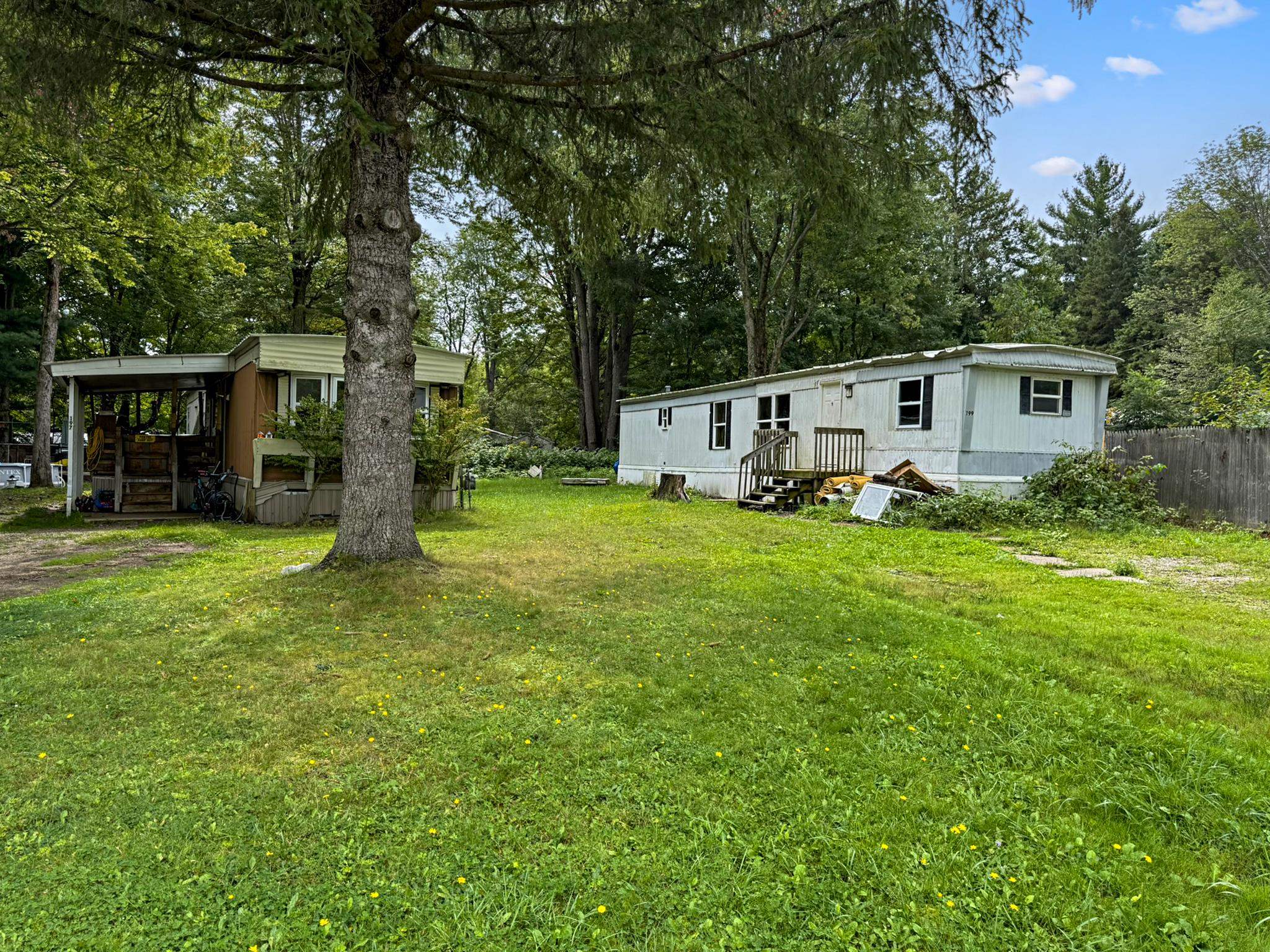 197 Arbutus
