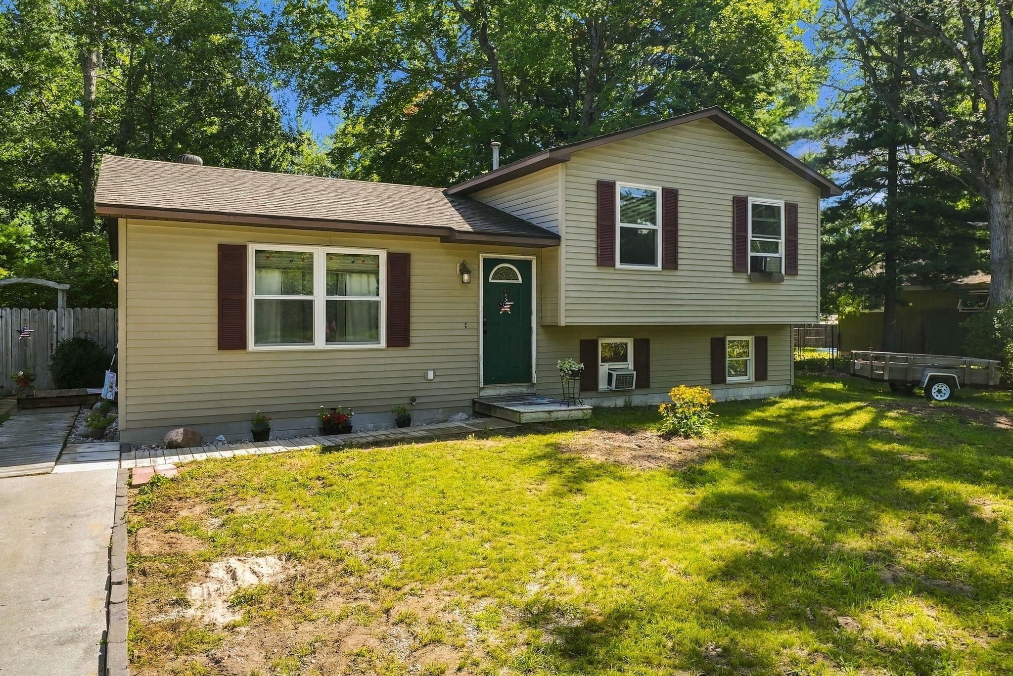 1823 Pine