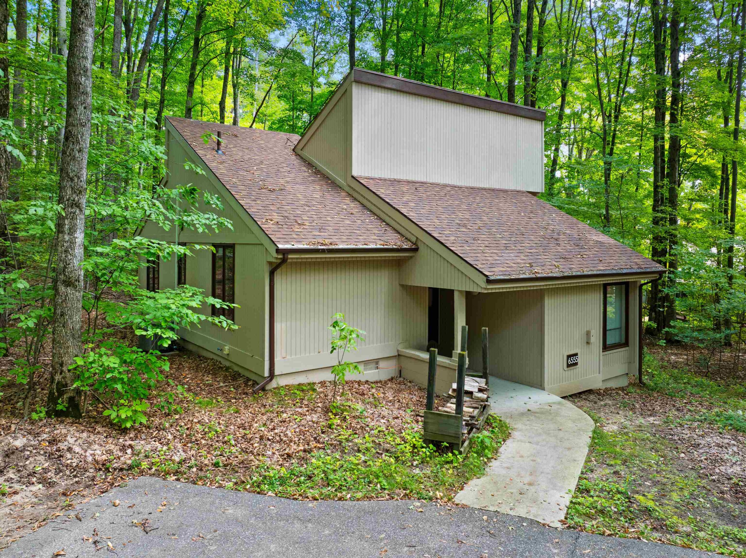 6555 Kliffendorf DR
