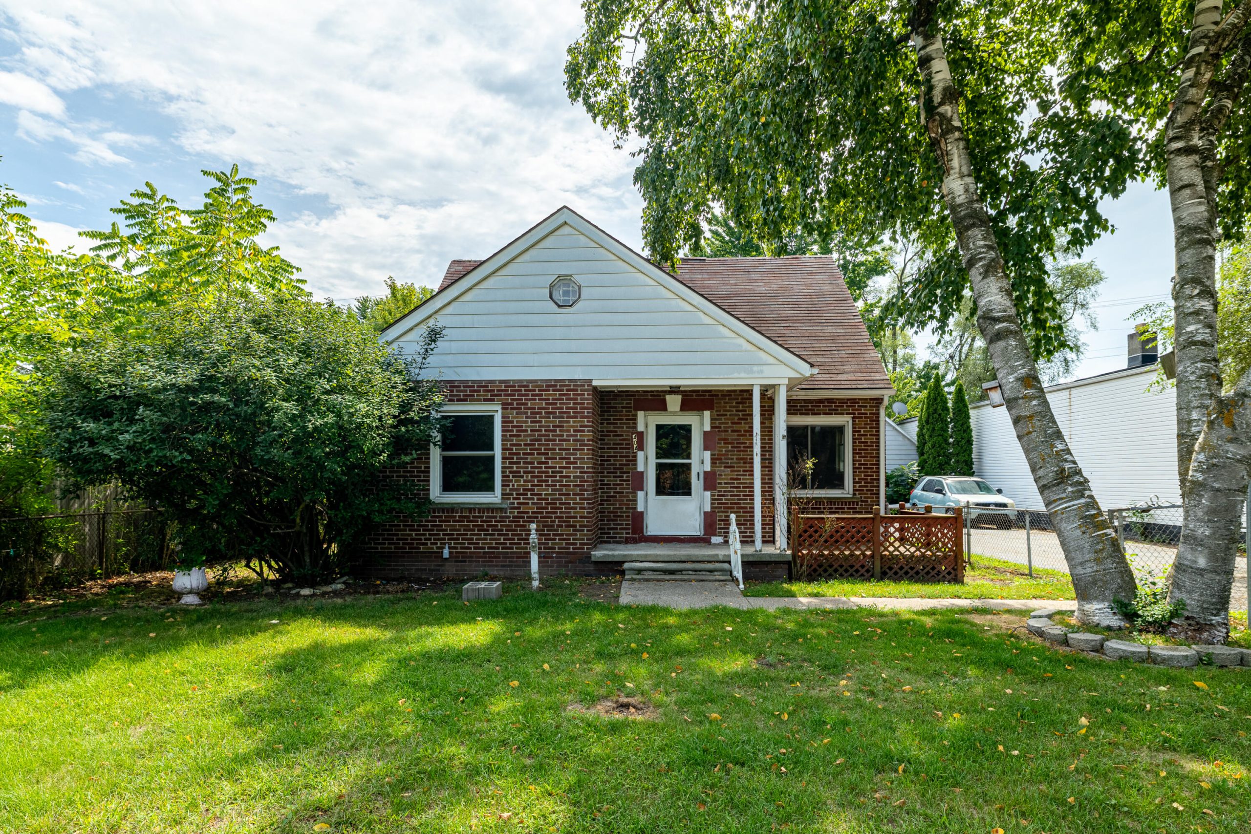 1404 Holmes Road