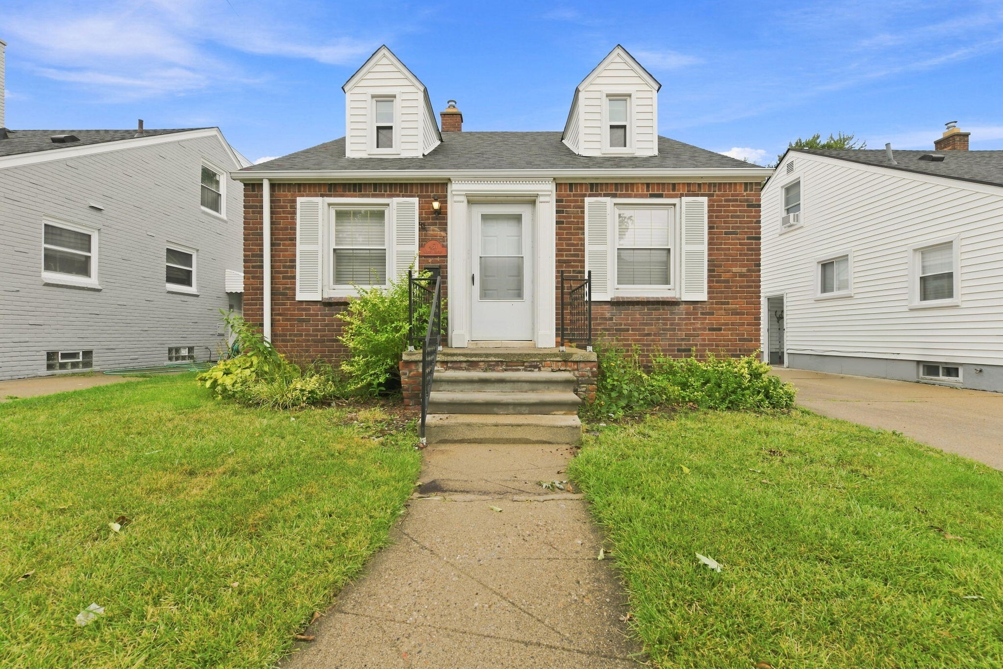 451 N Waverly Street
