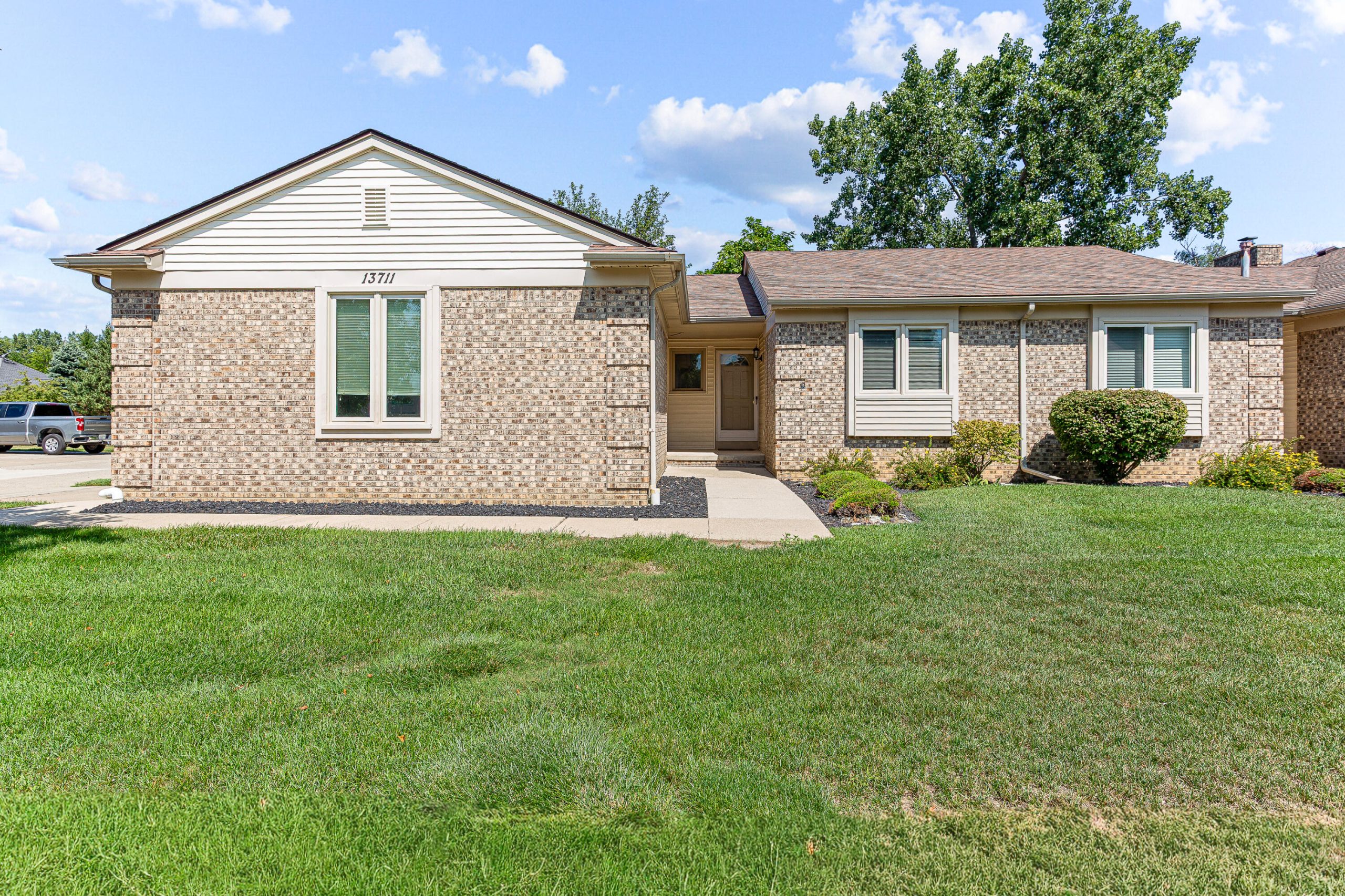 13711 Maple Grove Avenue Unit: 35