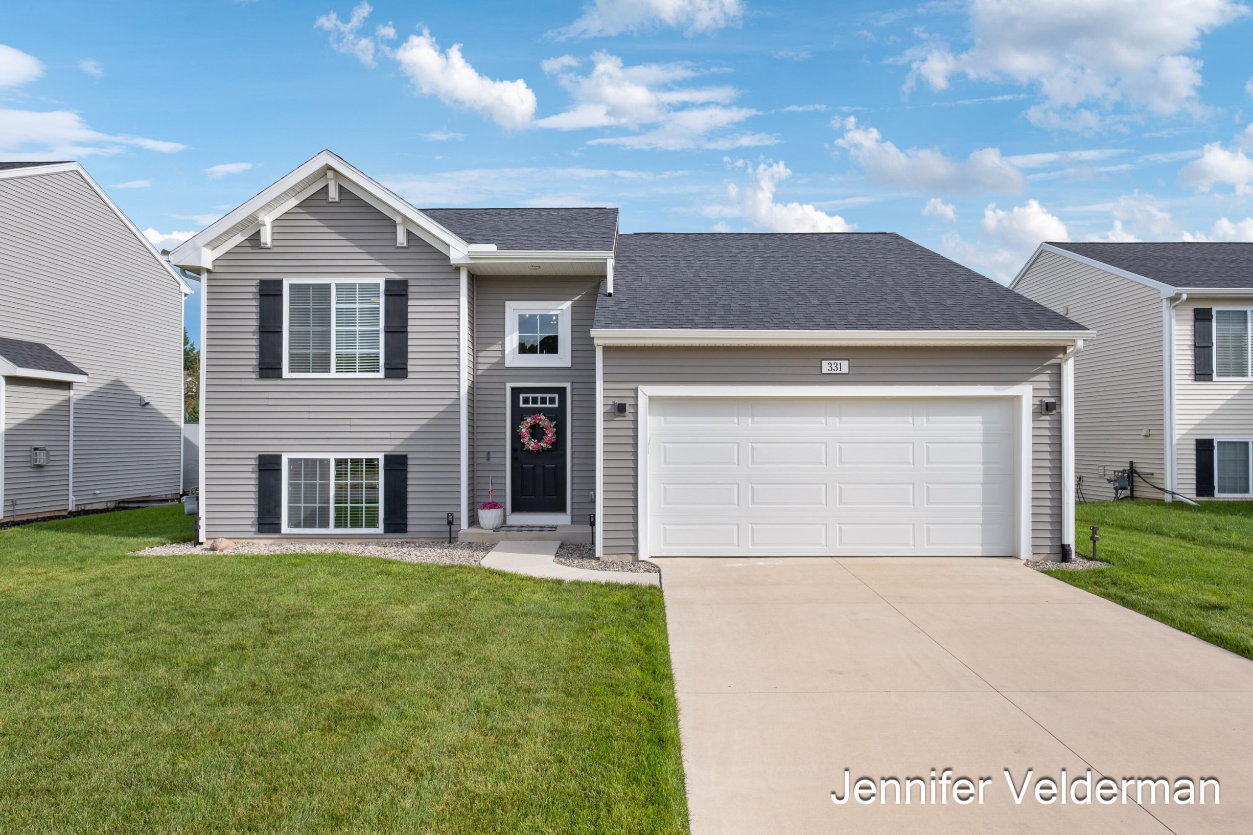 331 N Tannenbaum Trail