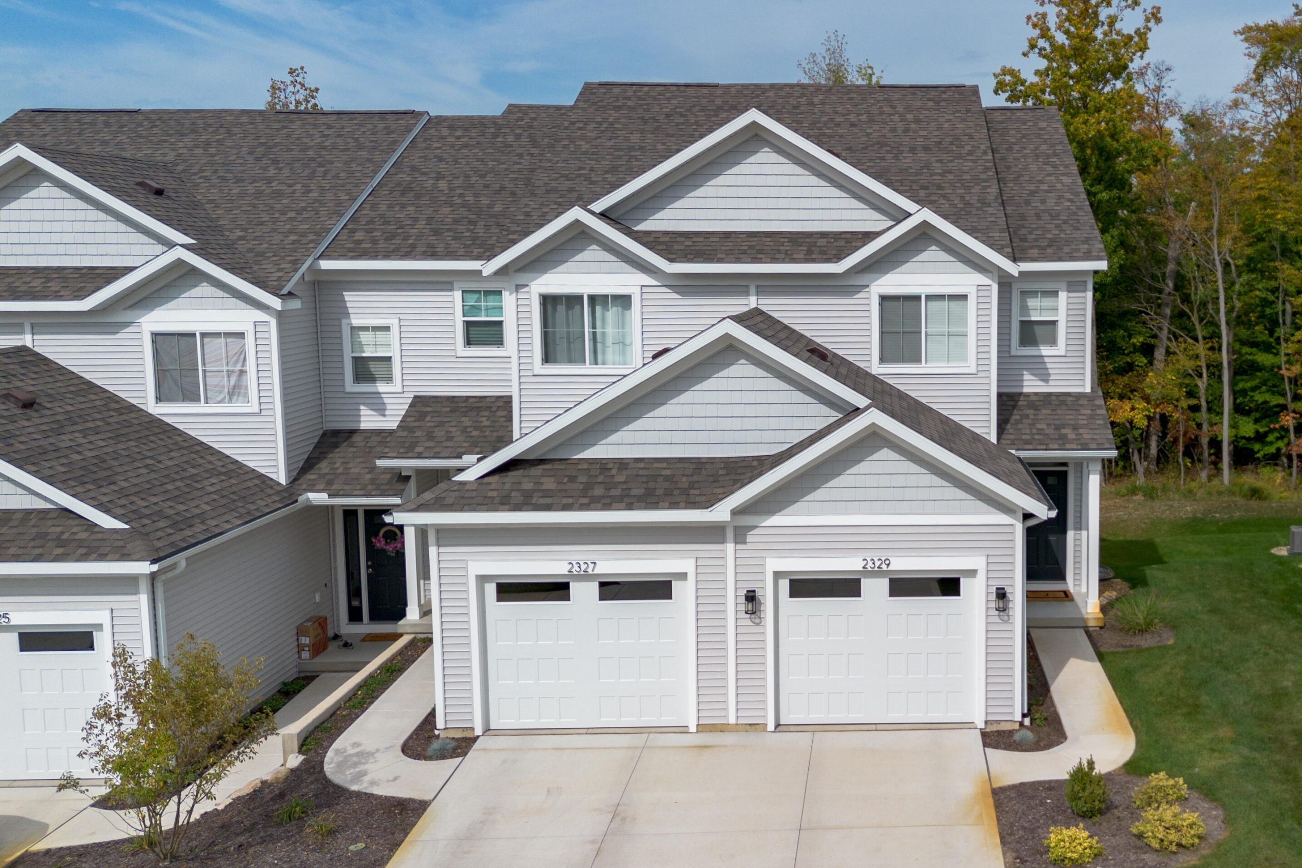 2242 Watertown Way NE