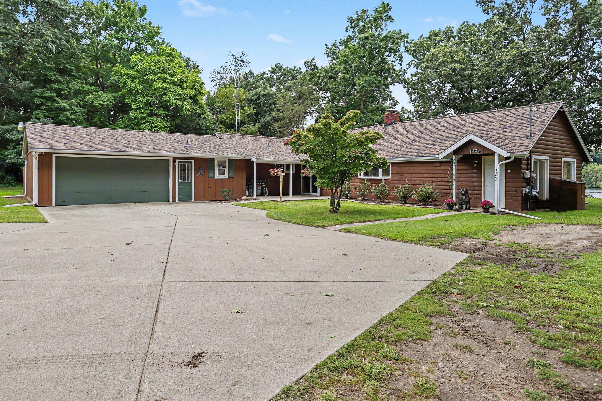 732 Community Drive