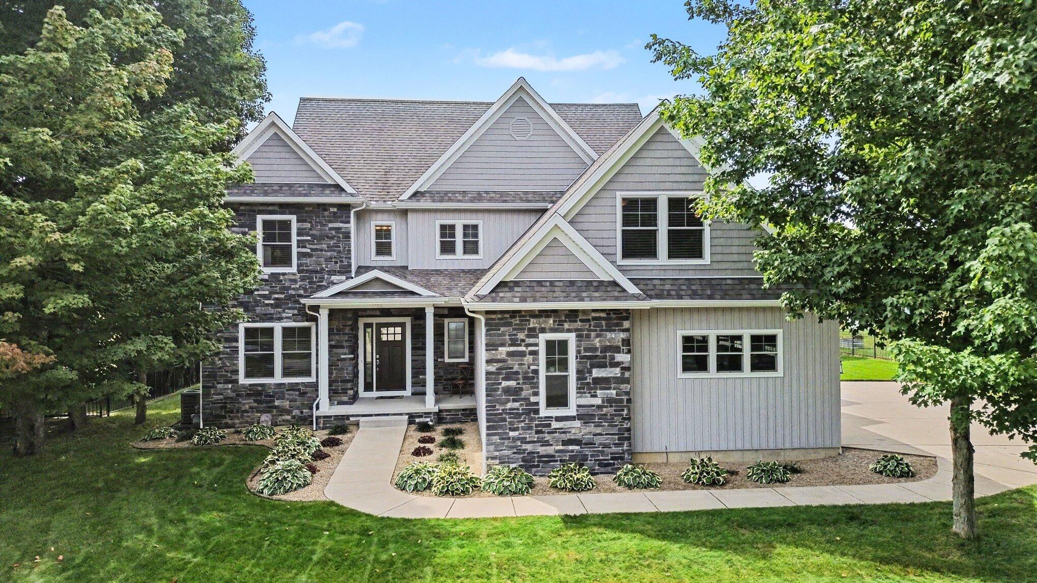 1192 Forest Brook Drive