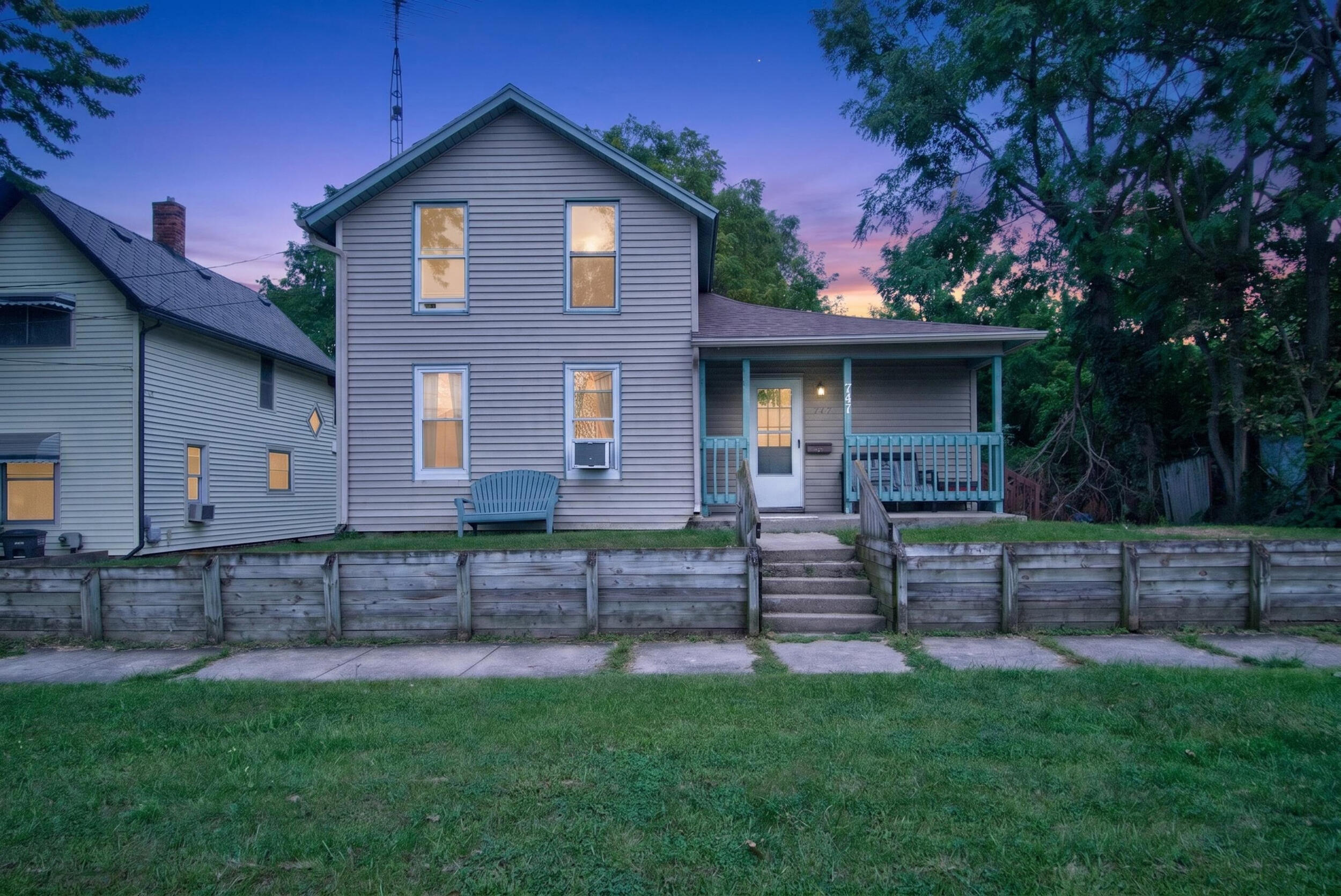 741 Kennedy Street
