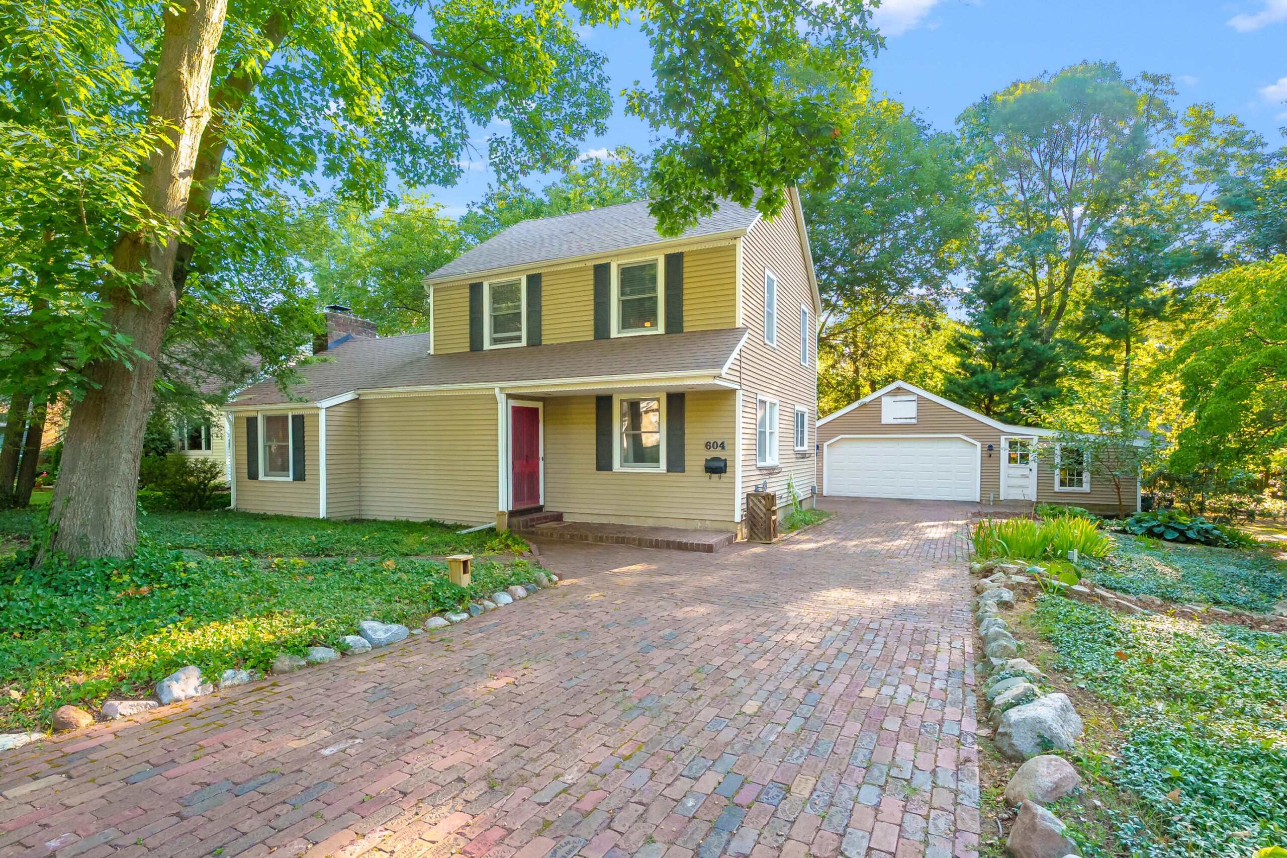 604 Jenks Boulevard
