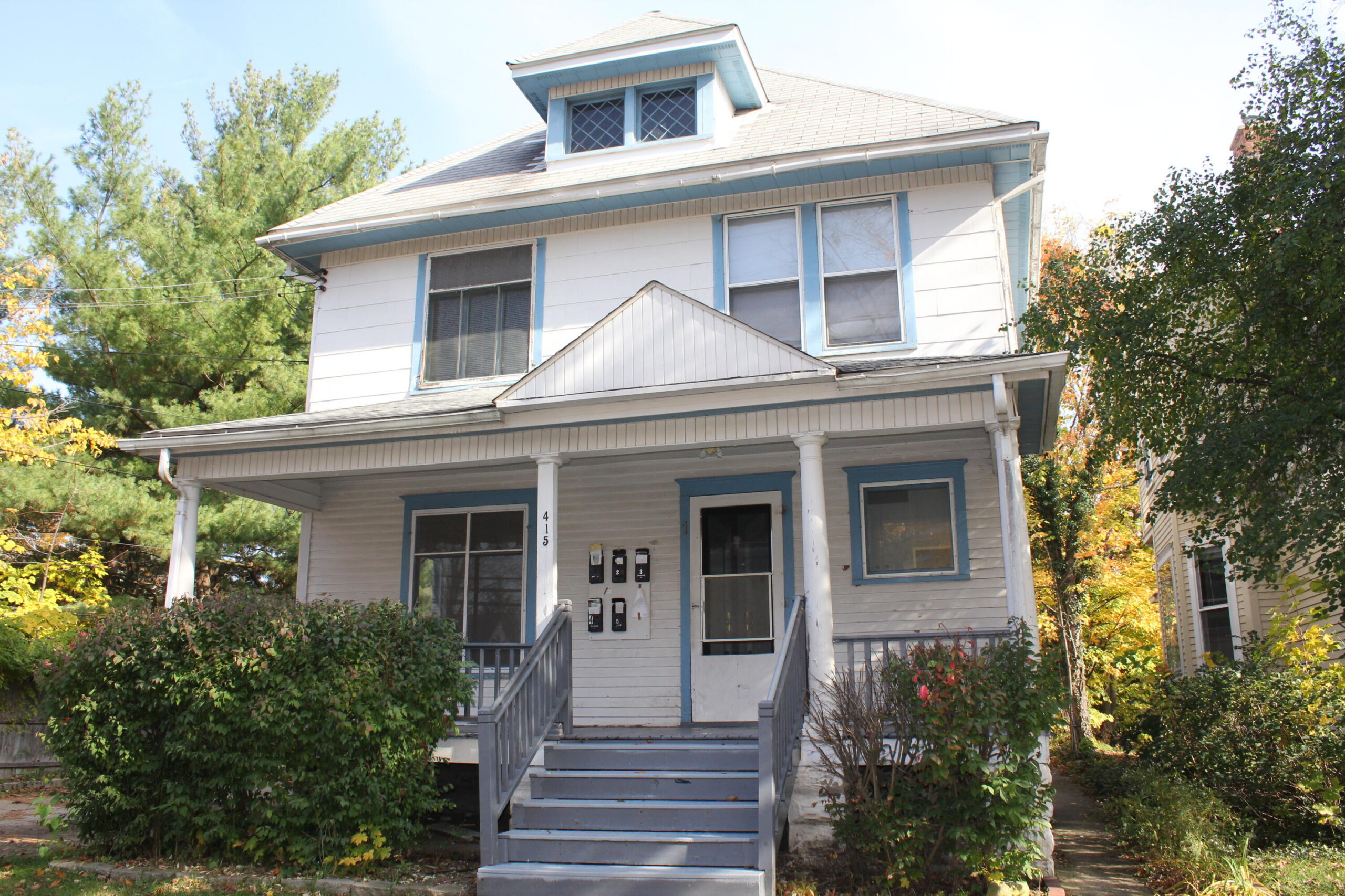 415 Davis Street