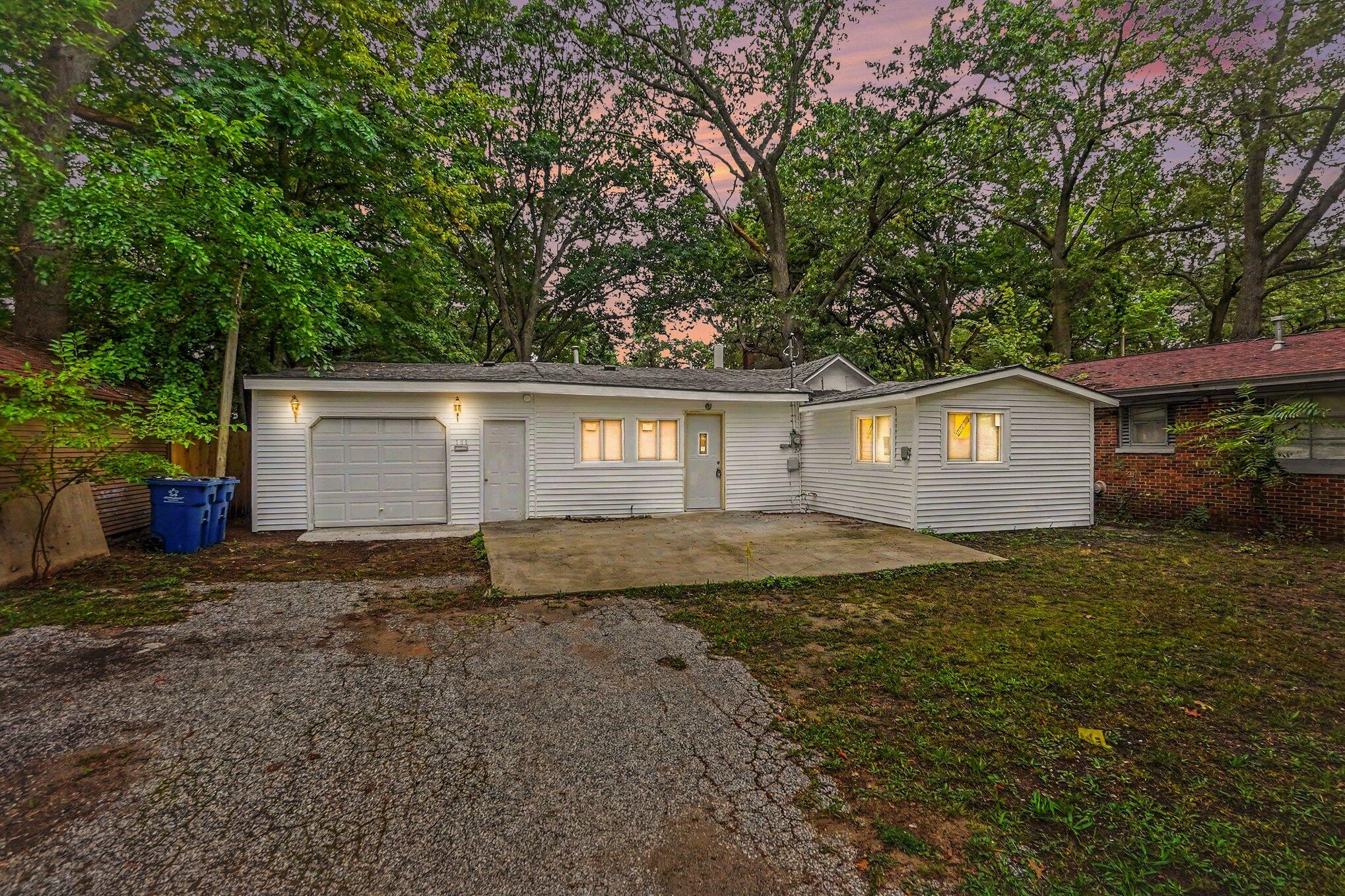111 Rotterdam Avenue