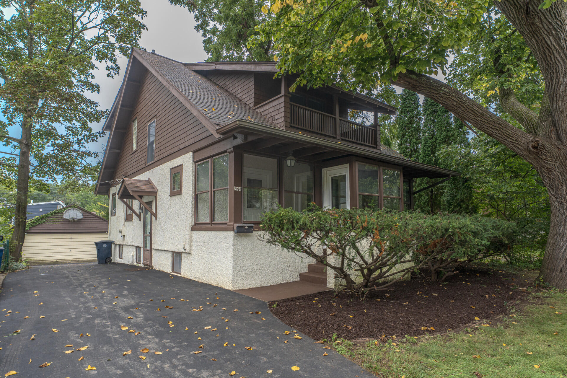 1078 Ferdon Road