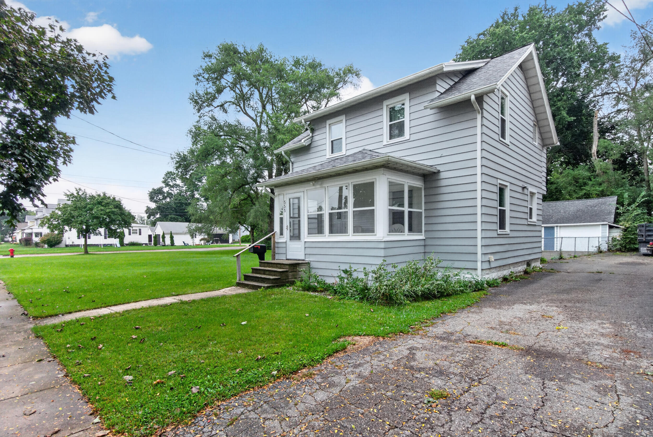 555 N Pleasant Street
