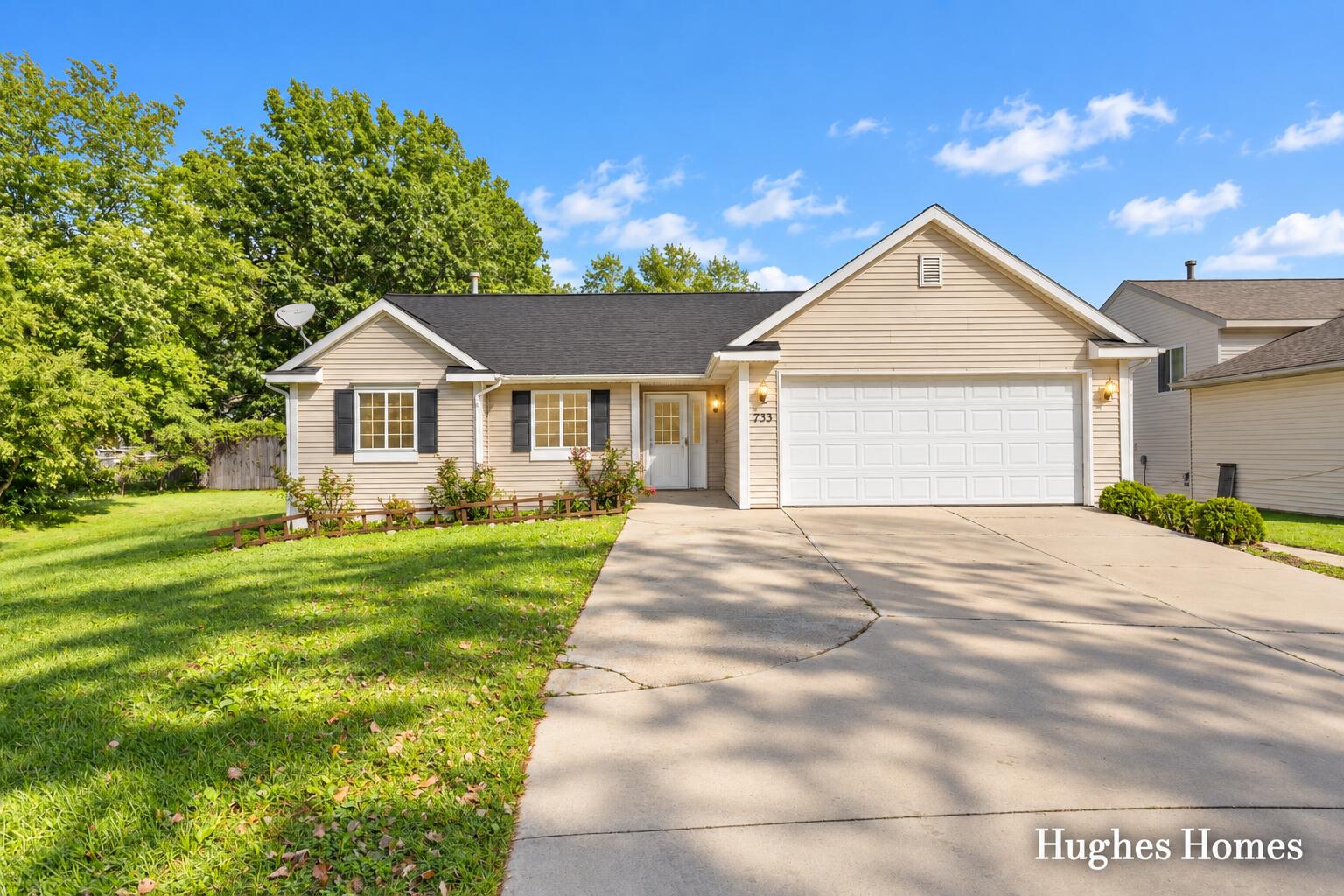733 Blustone Court SE