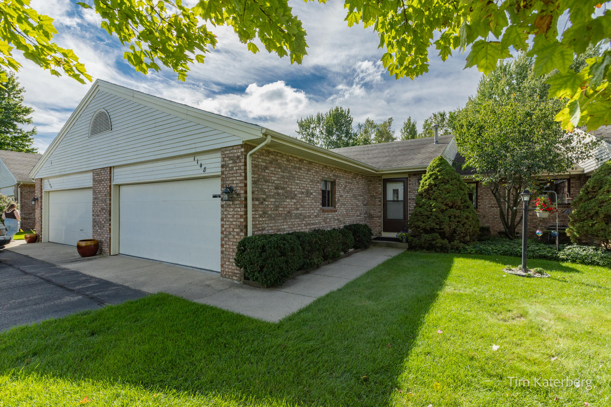 1148 Amberwood W Drive SW