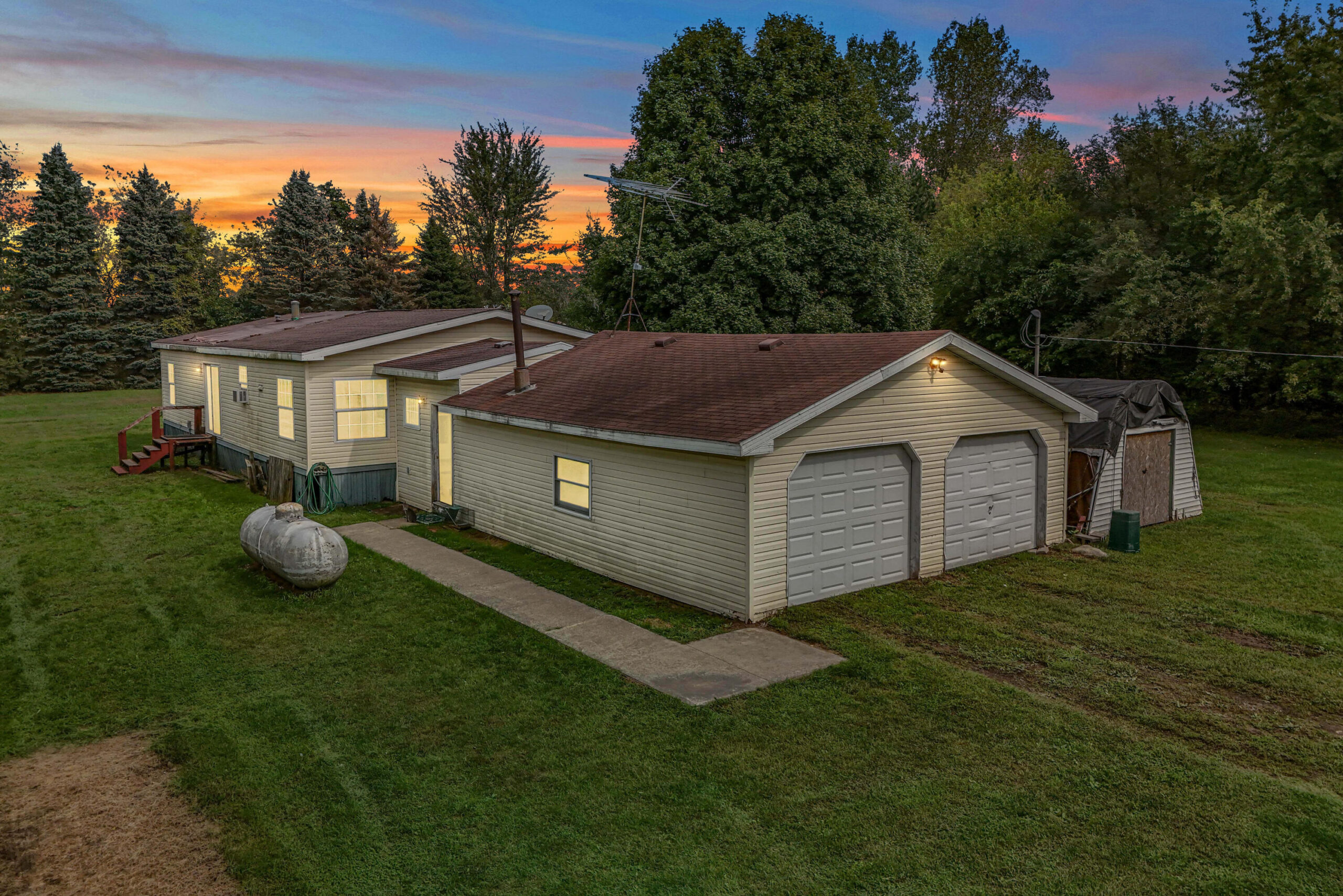 474 Clarendon Road