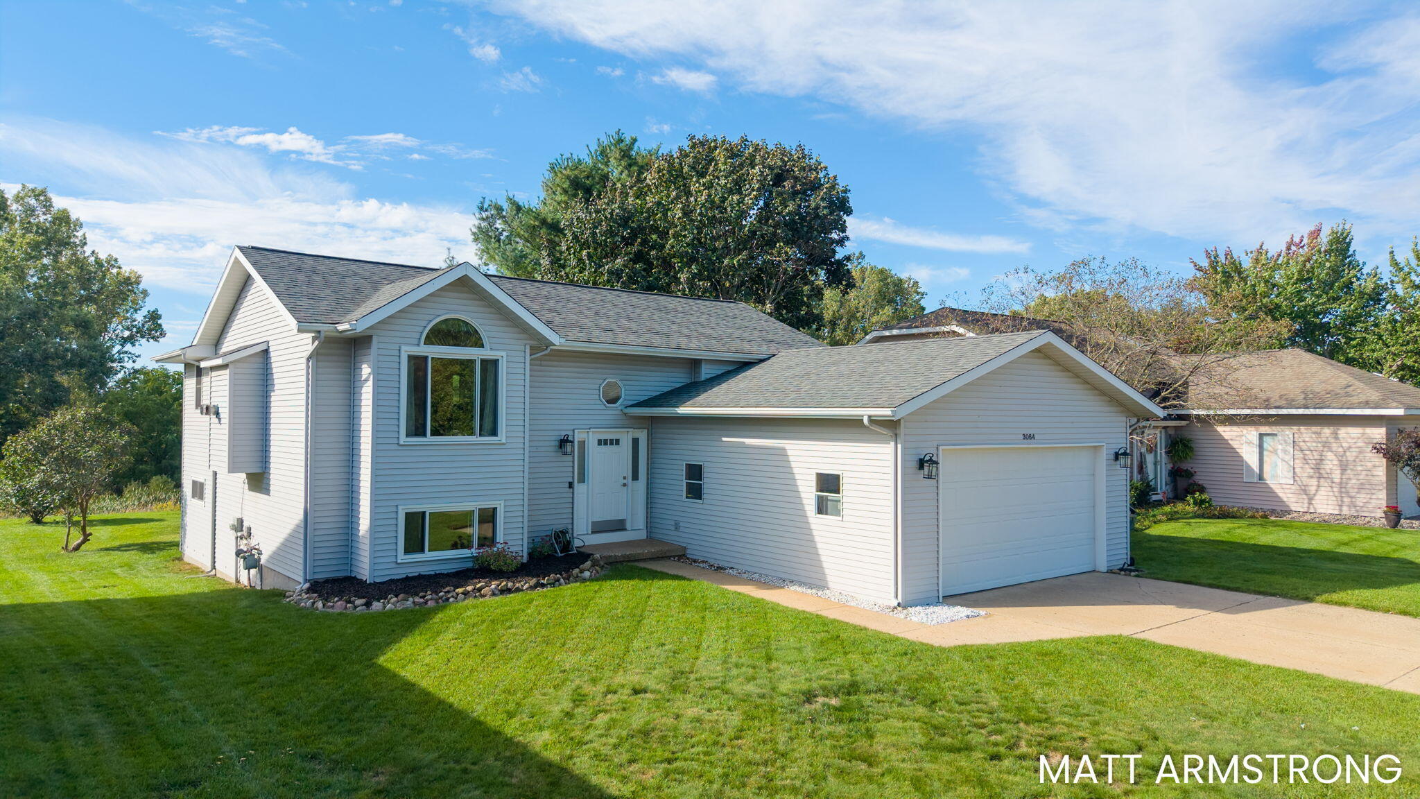 3064 Beckie Drive SW
