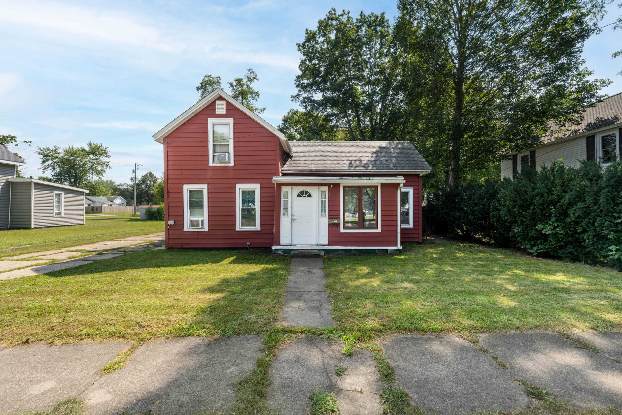 324 Oak Street