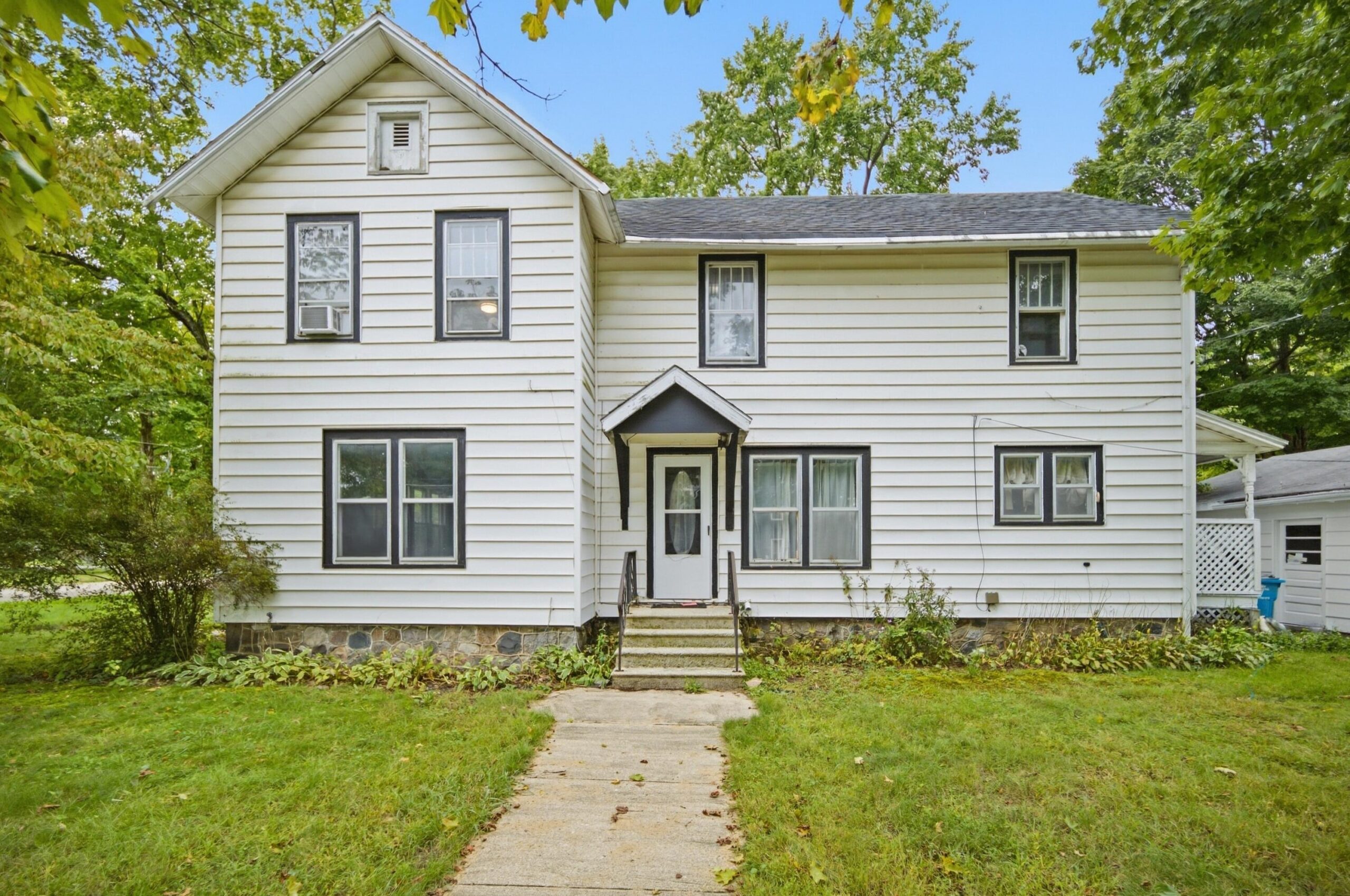 206 W Main Street