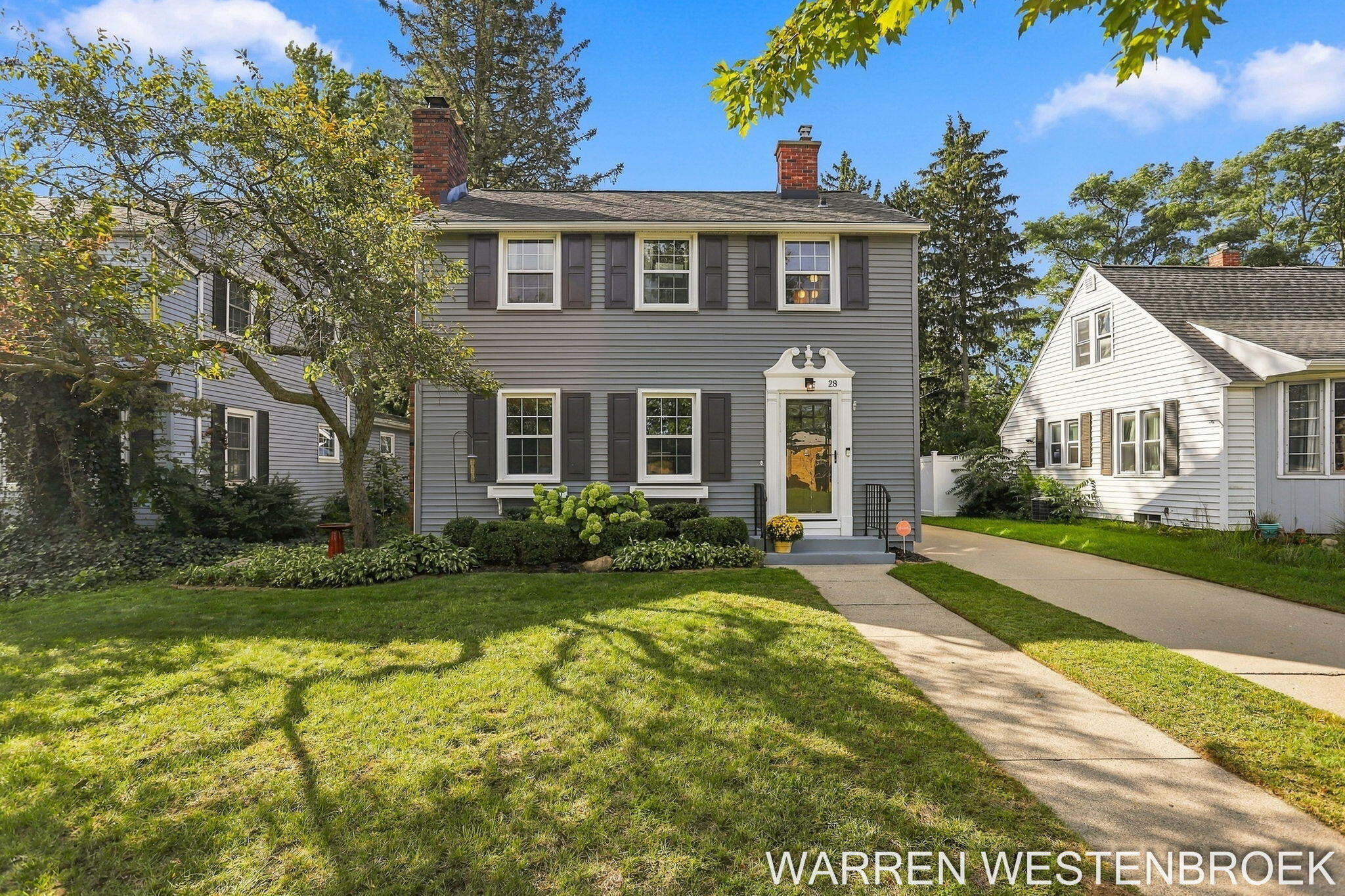 28 E 25th Street