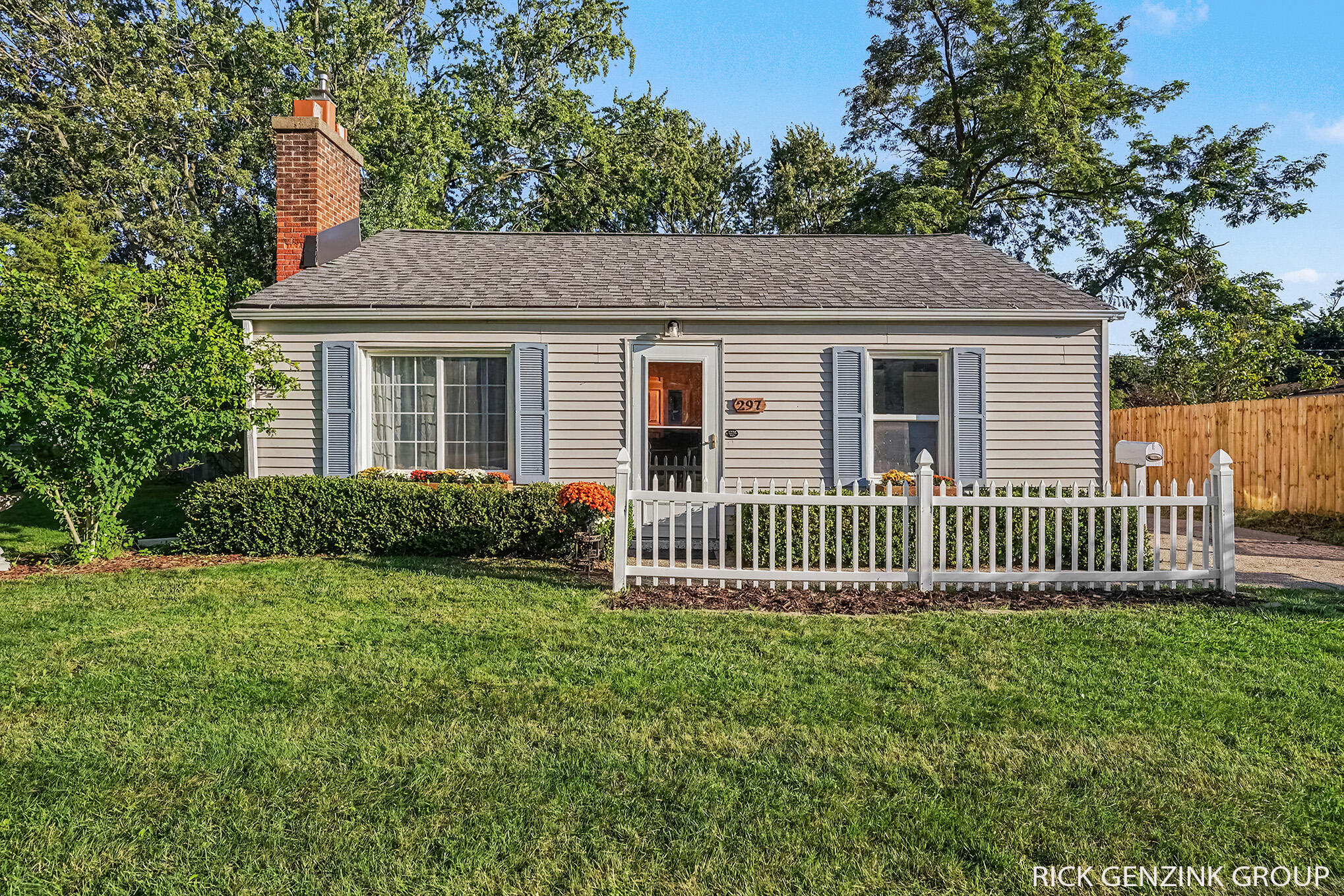 297 W 30th Street