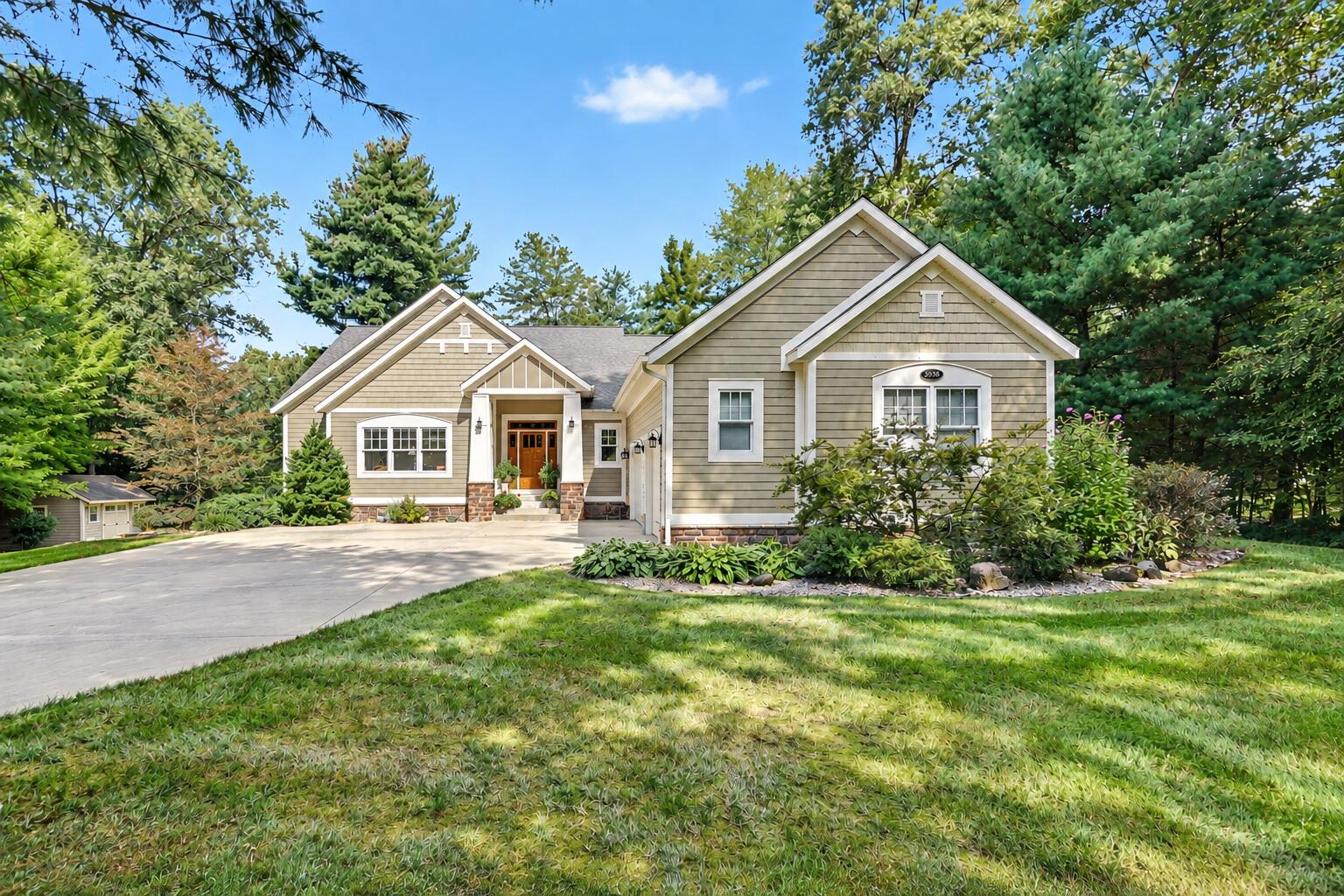 3998 Darcliff Lane