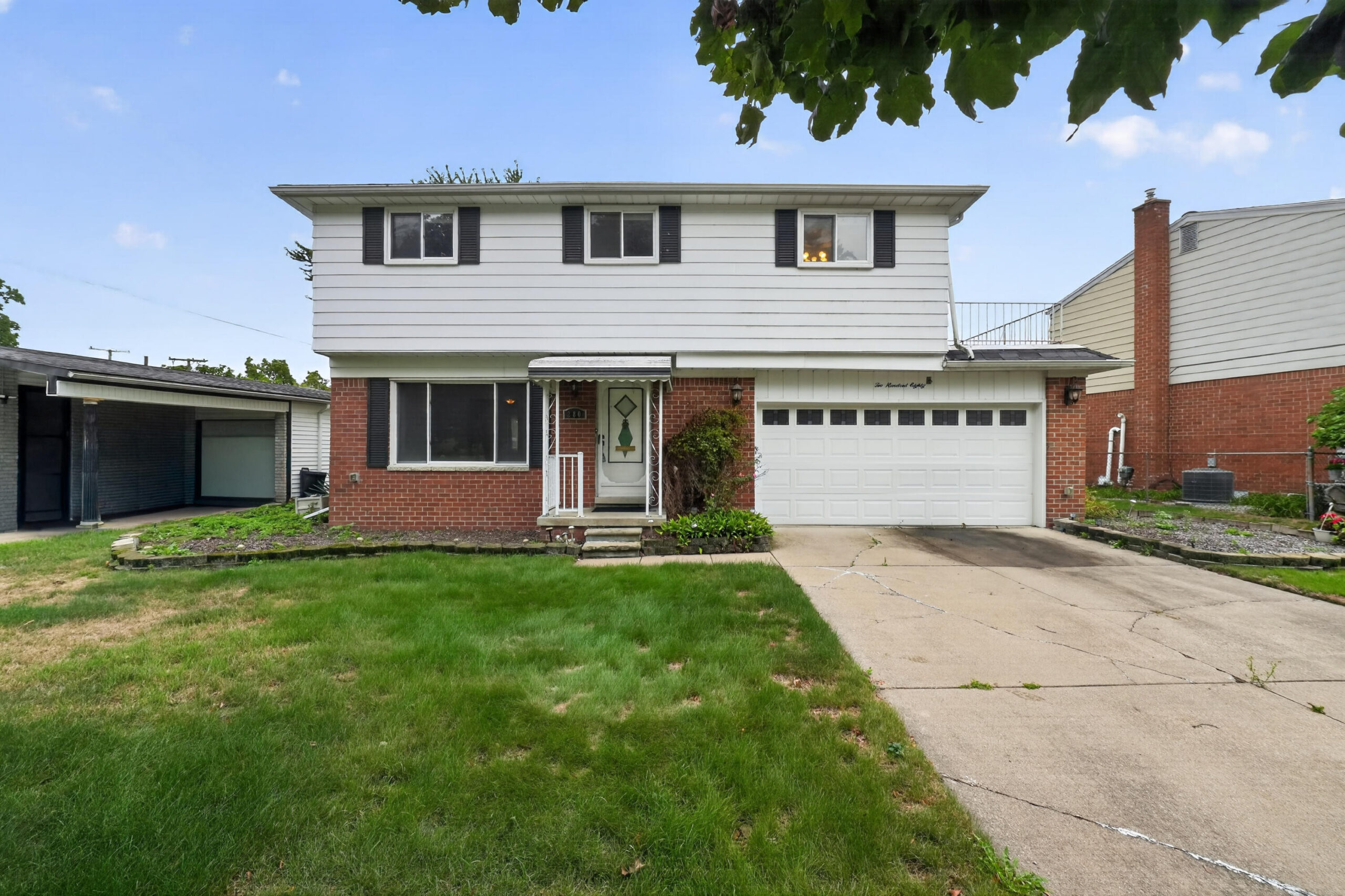 280 Clinton River Drive