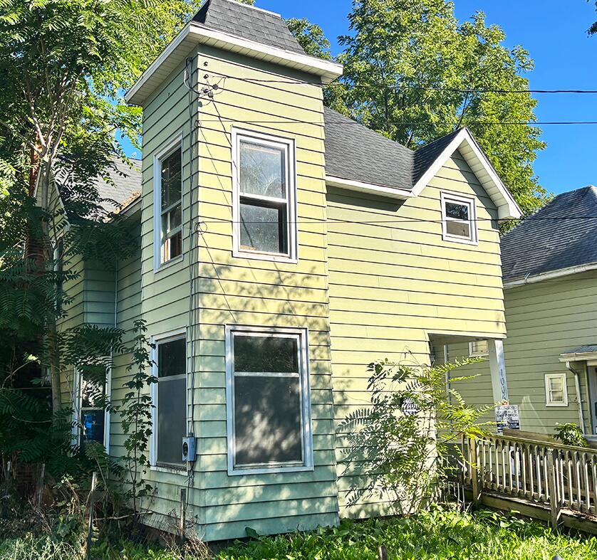 1005 1st Street