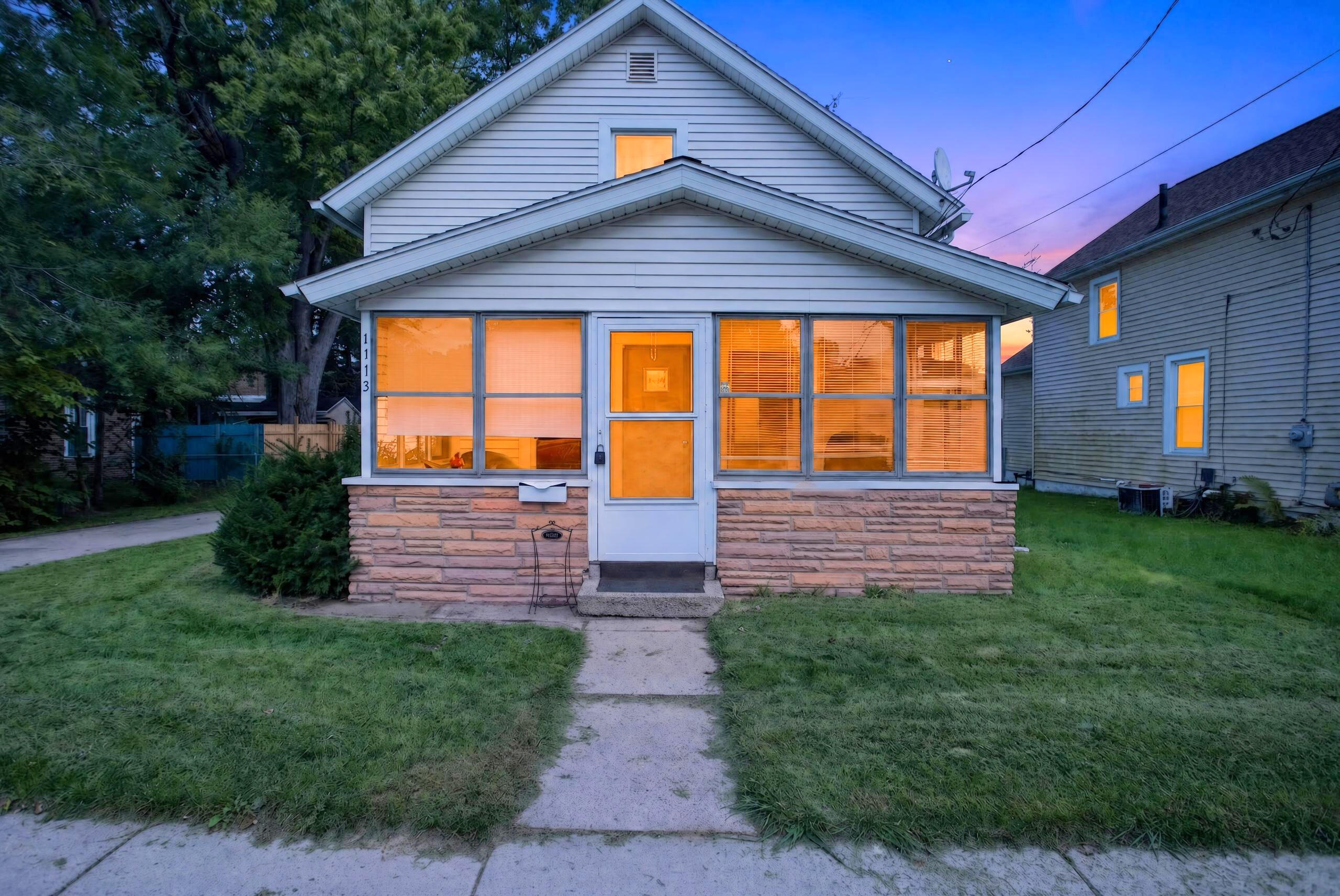 1113 Hamilton Street