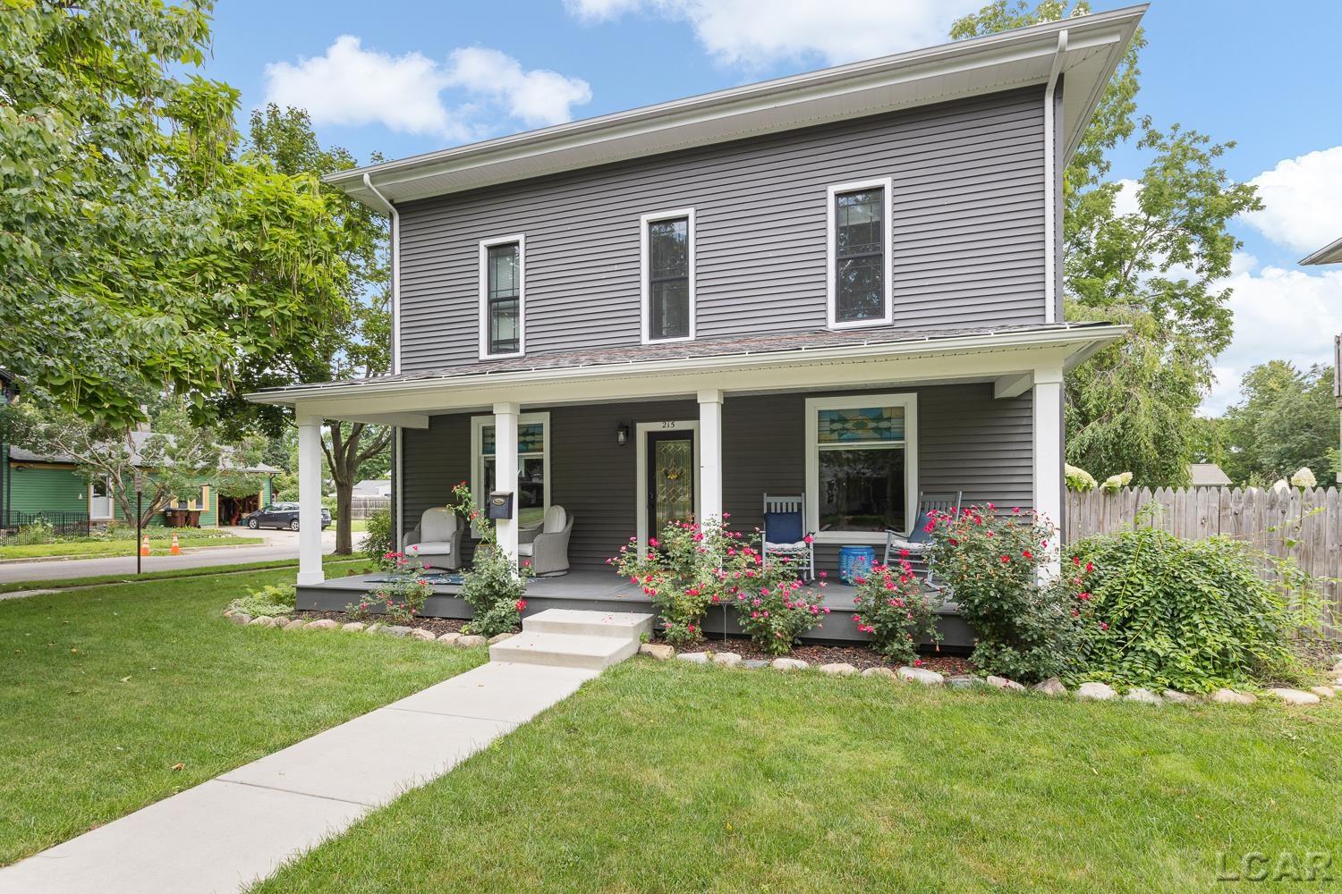 215 W Shawnee ST