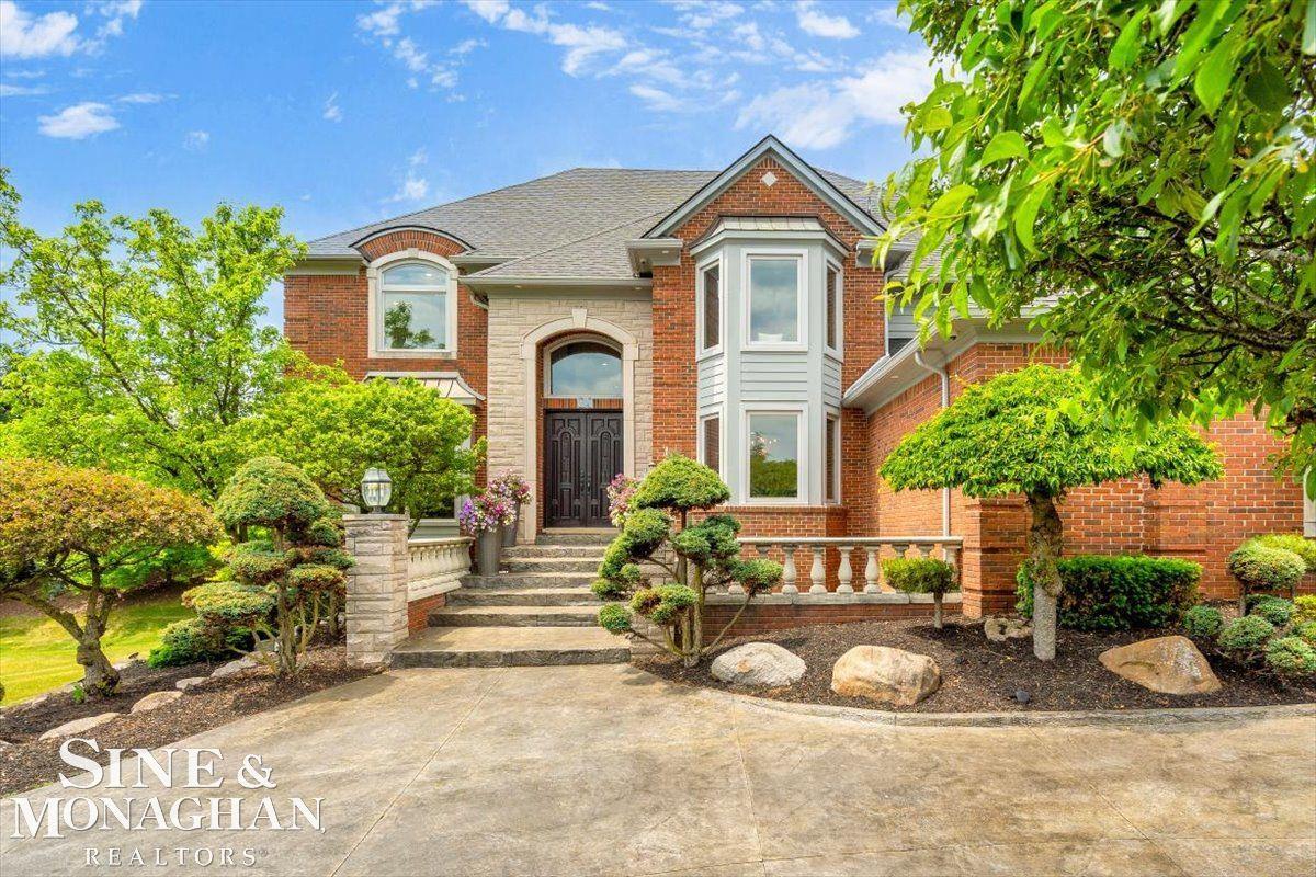 1289 Creek Pointe DR