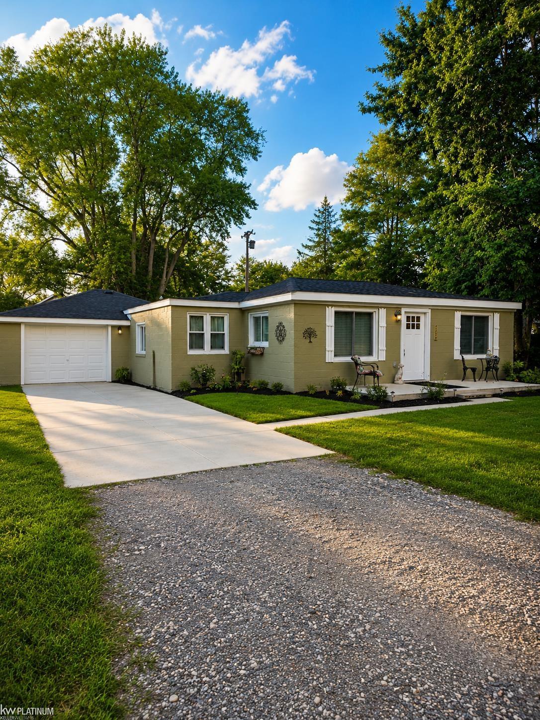 7354 Byron DR
