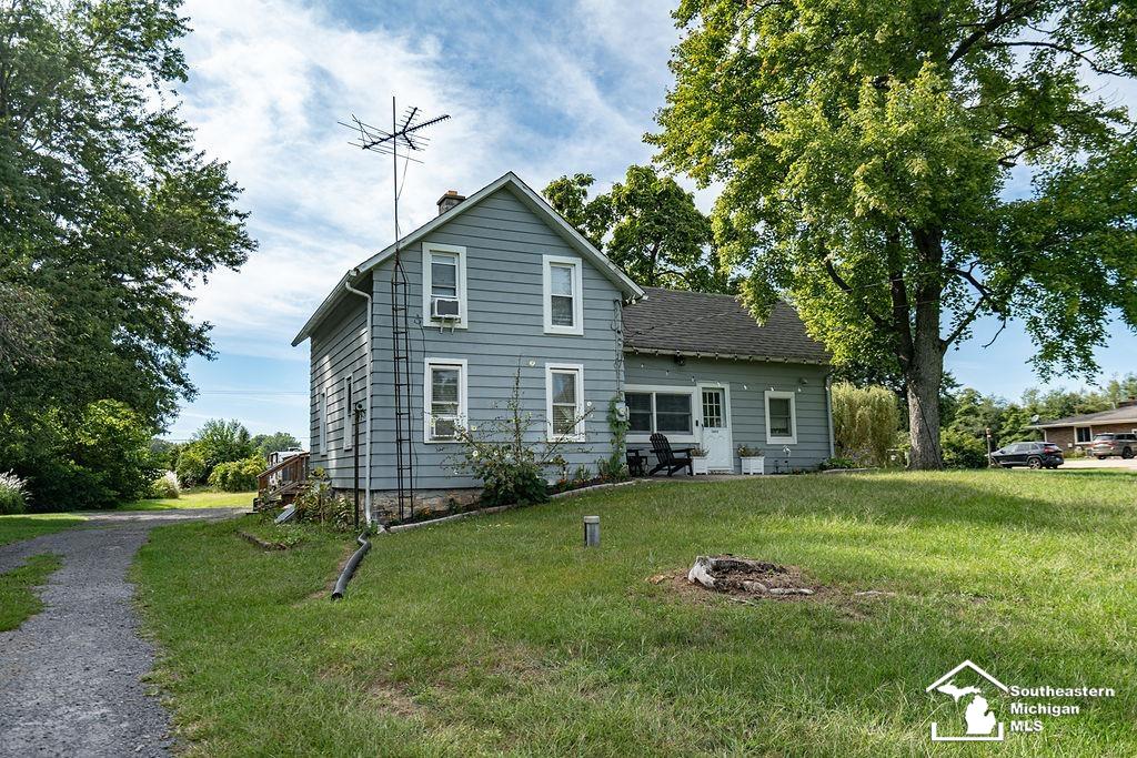 5400 Douglas RD