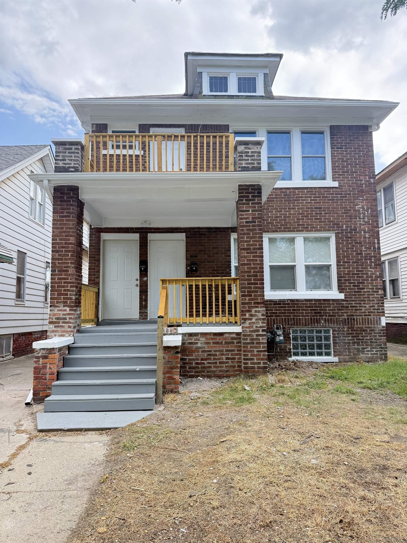 5595 Oregon ST