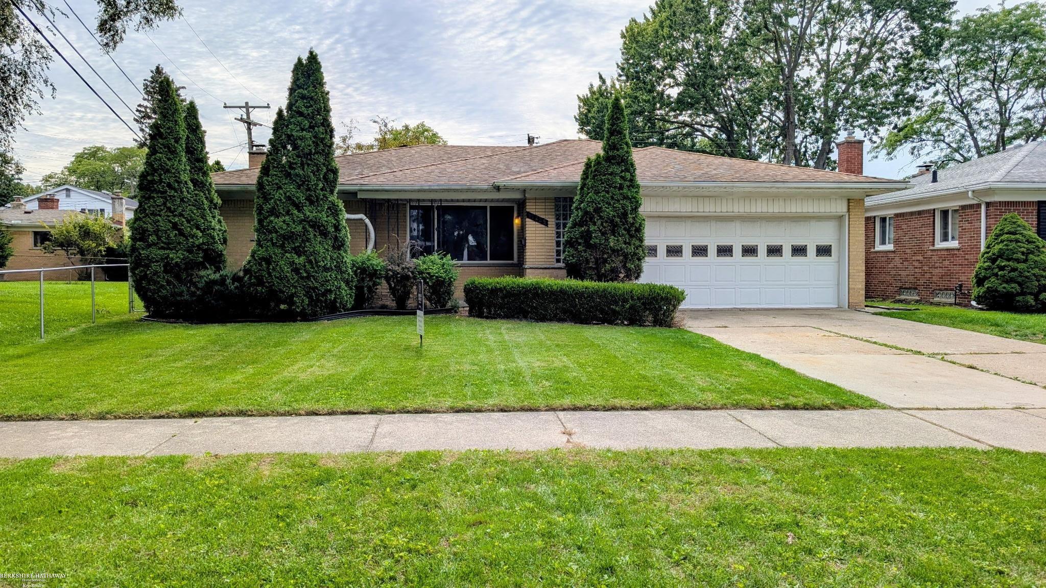 31225 Frank DR