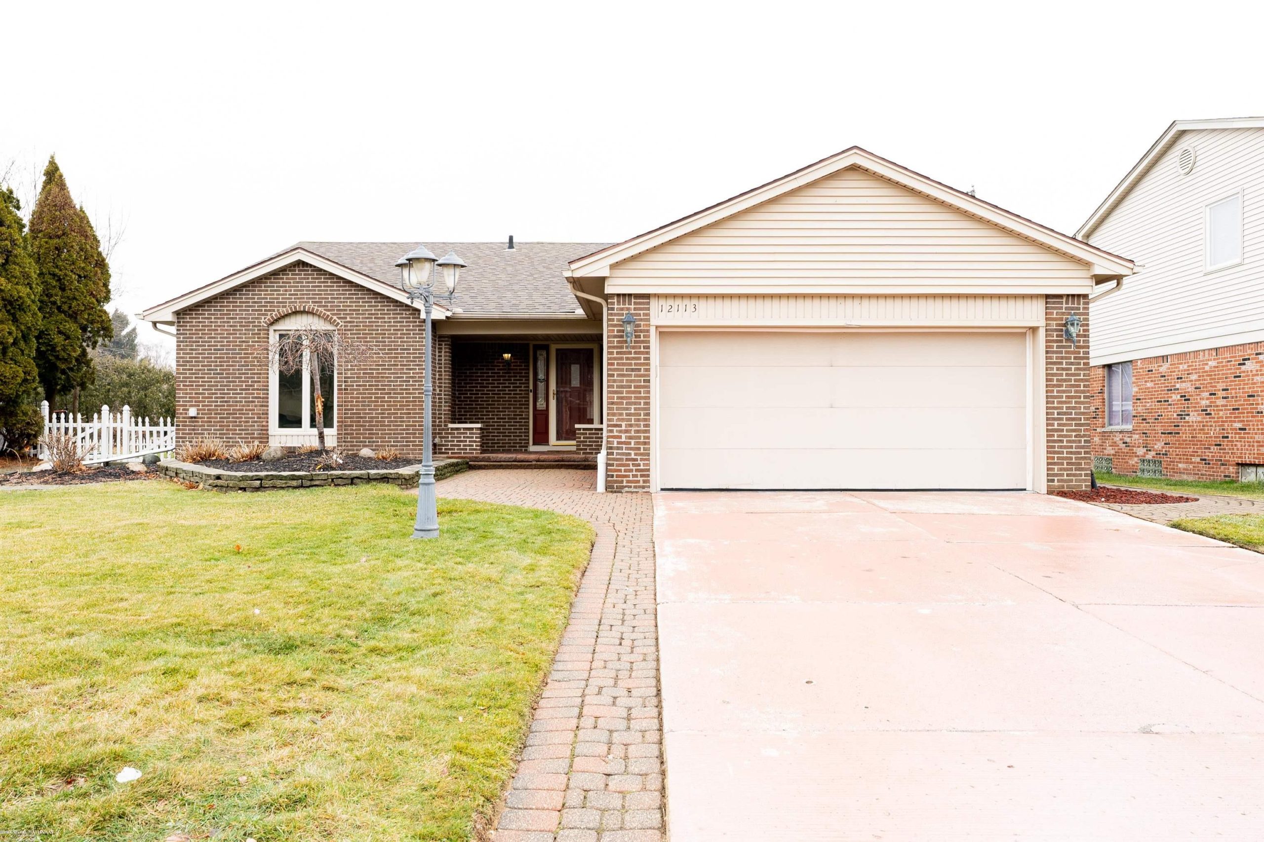 12113 Volpe DR