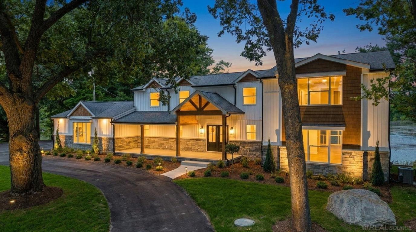 1200 Shephards LN
