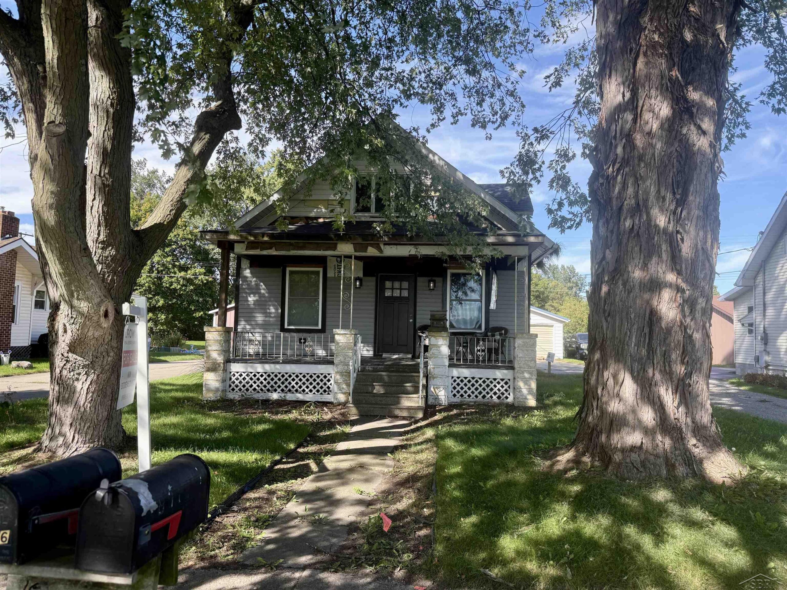 8916 Van Cleve RD