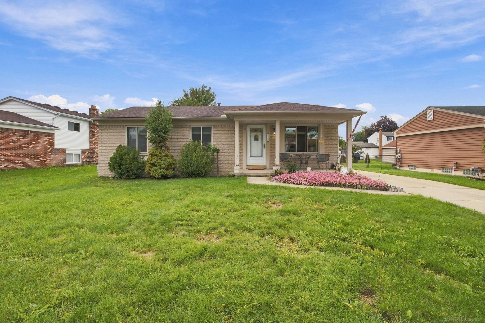 35537 Connecticut DR