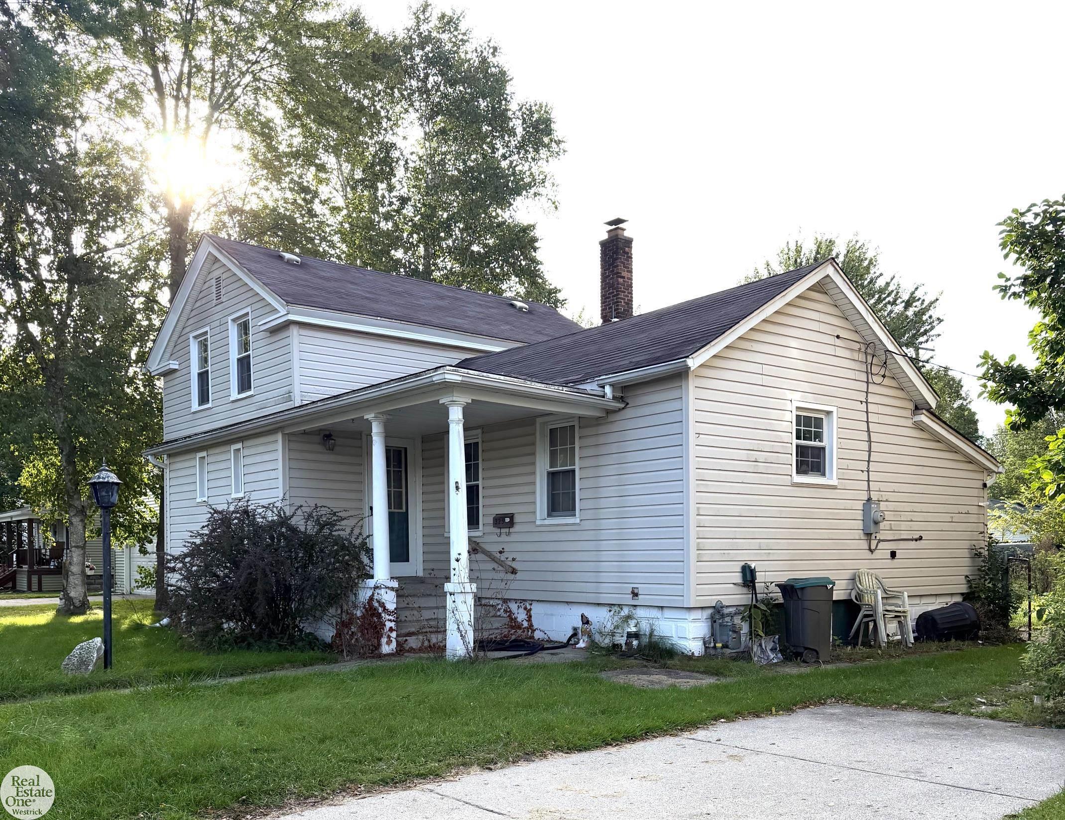 325 West BLVD