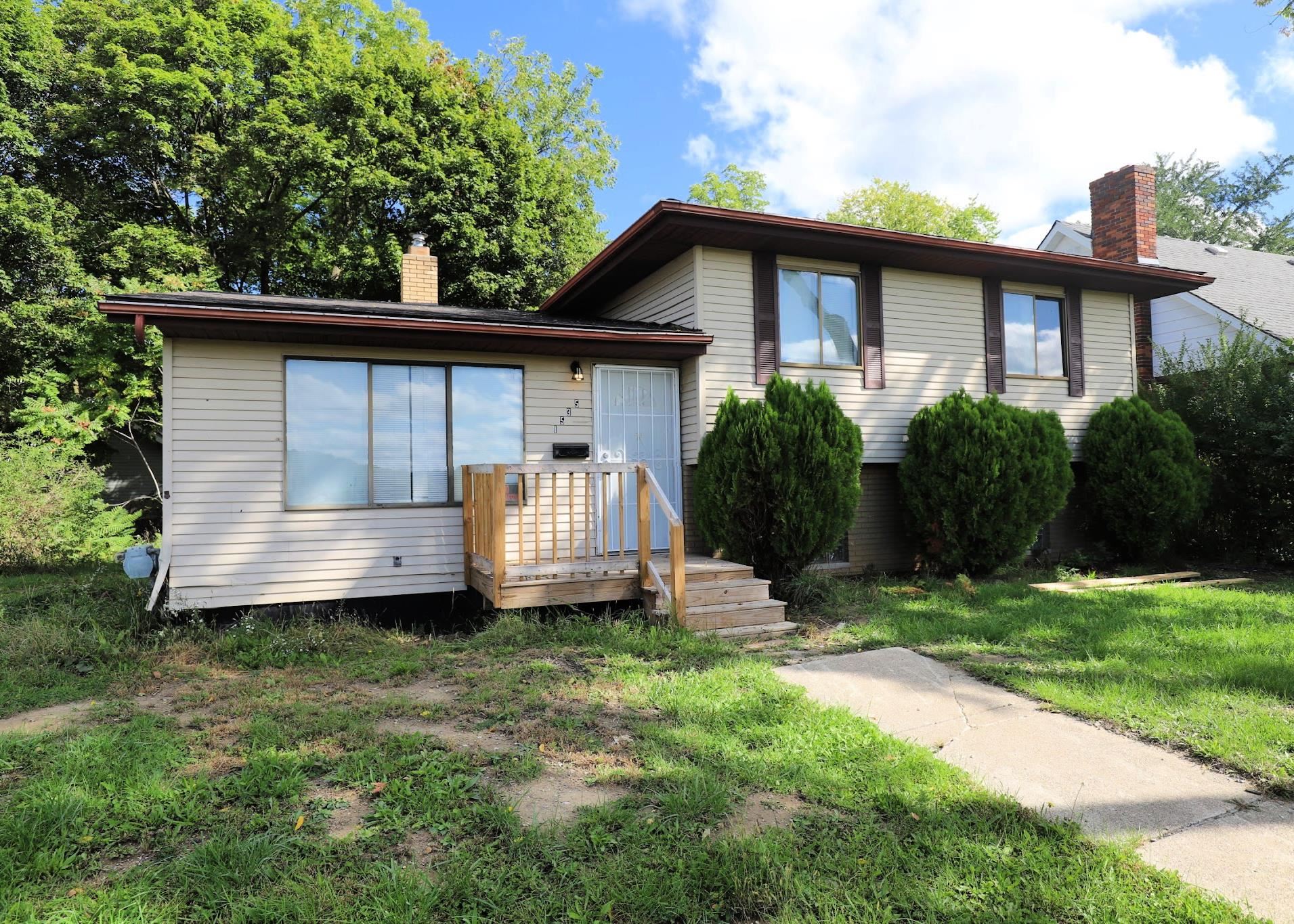 1535 Kearsley Park BLVD