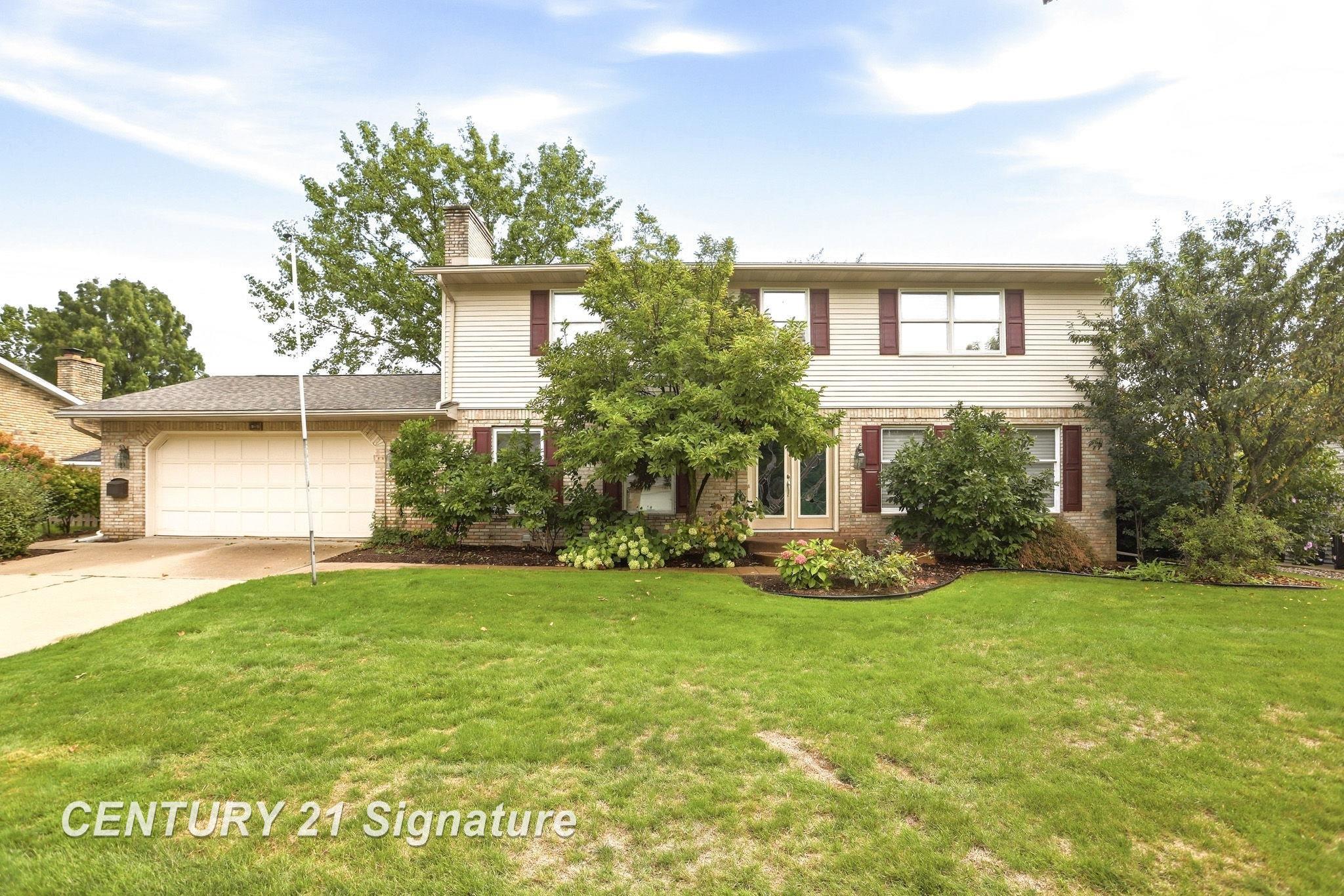 723 Willow LN