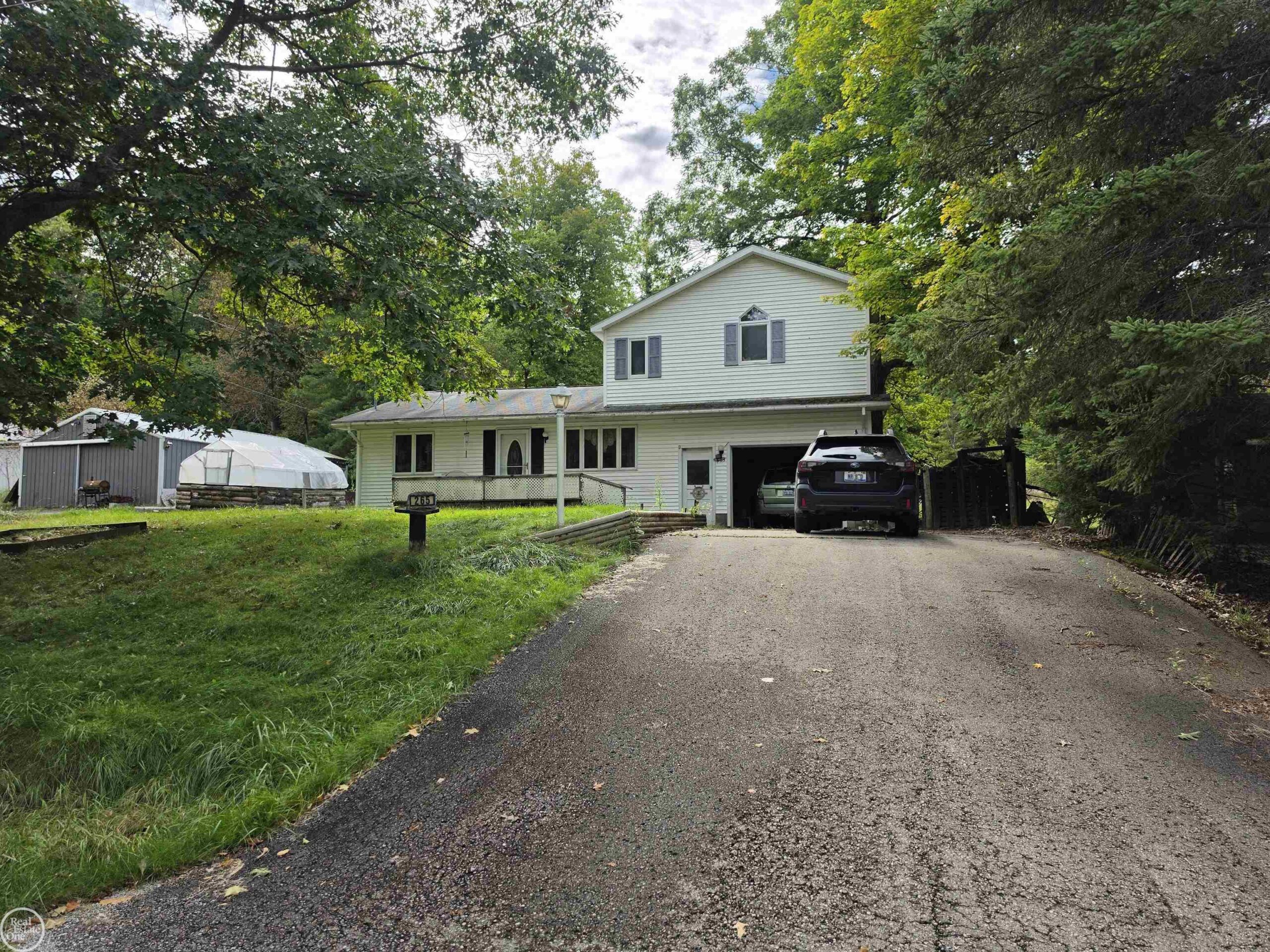265 OLD TRAIL RD