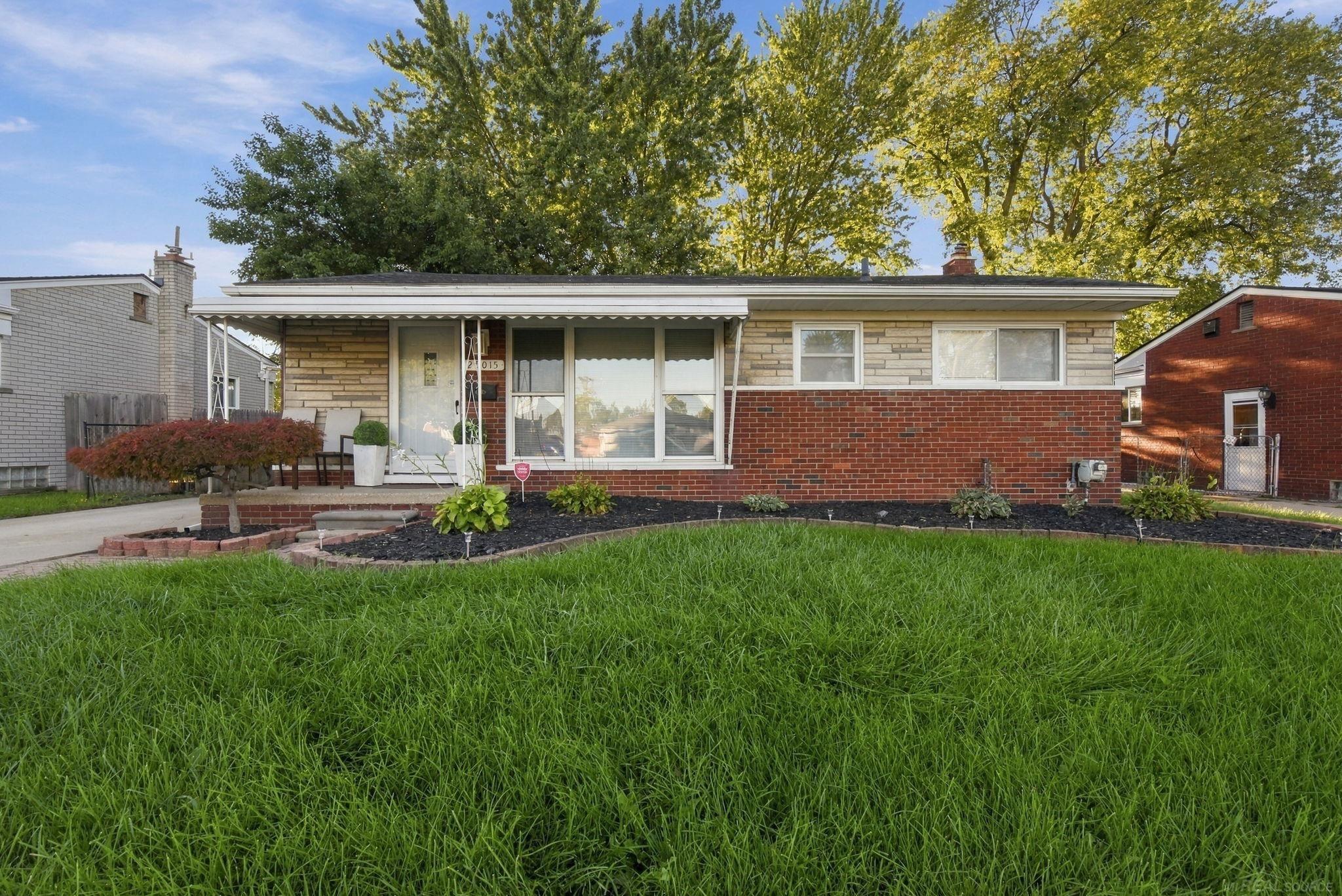 25015 Wagner AVE