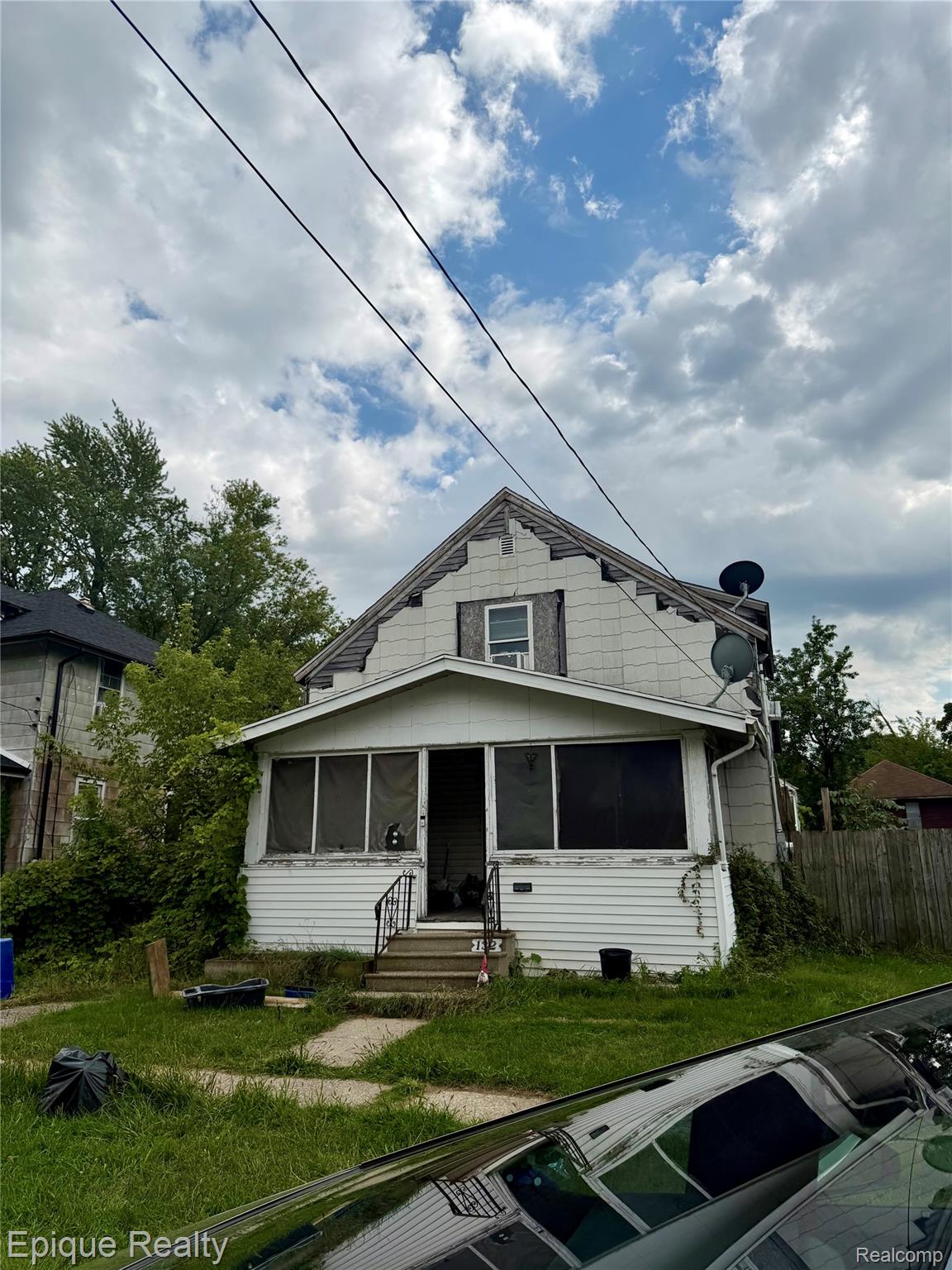 132, Bruce, Flint, Michigan, 48503