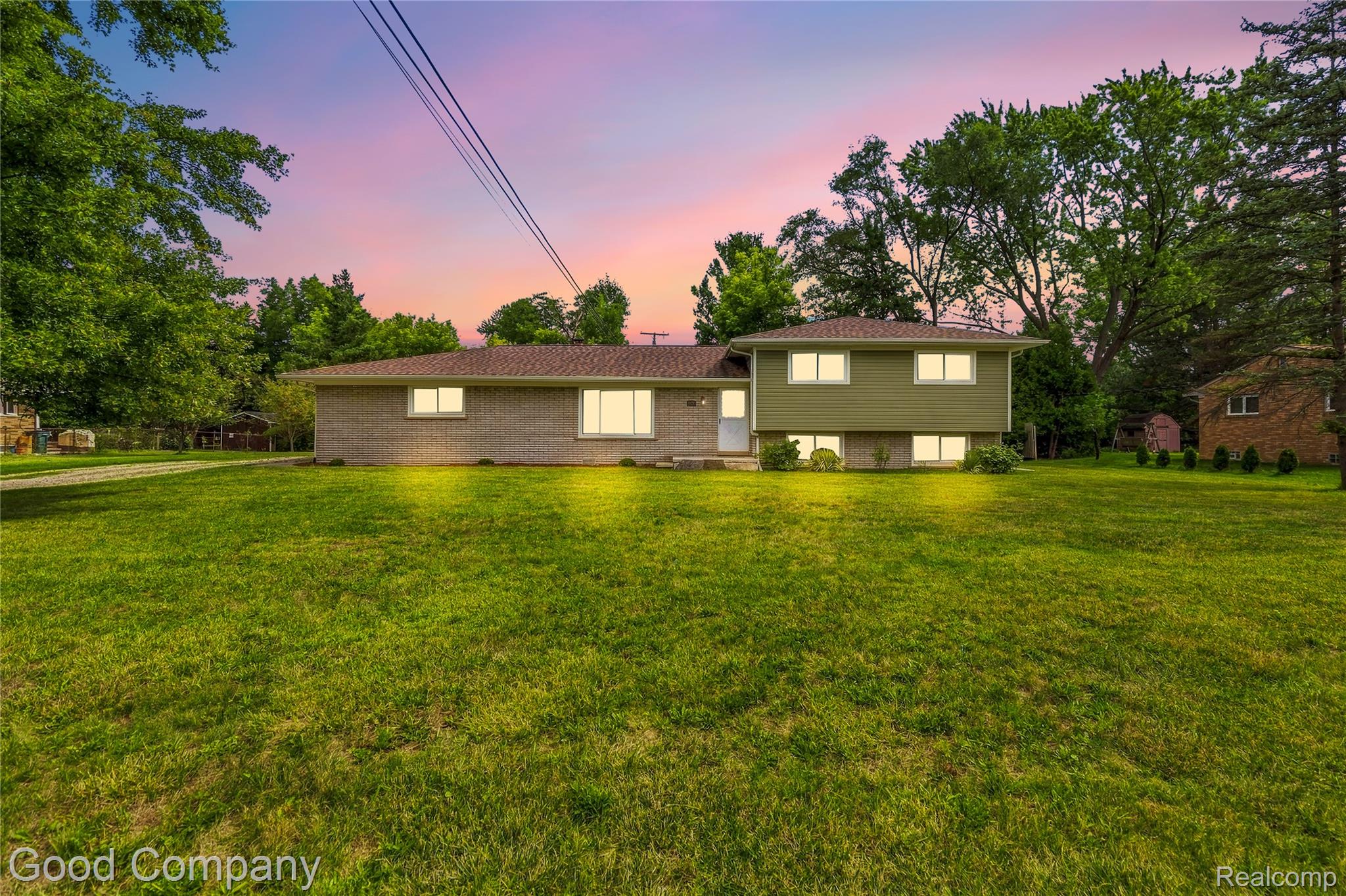 3870, Fernleigh, Troy, Michigan, 48083