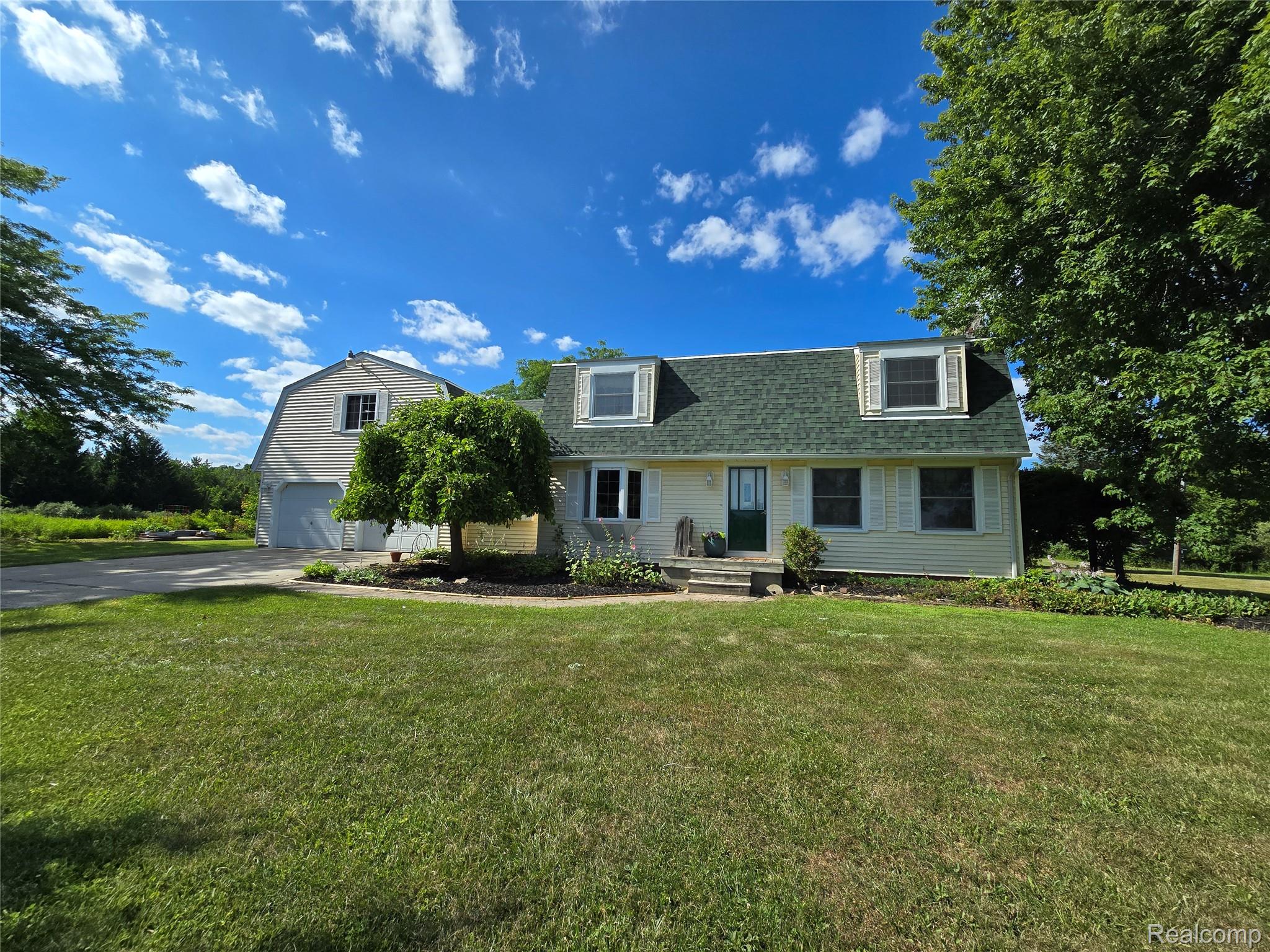 5282, McIntyre, North Street, Michigan, 48049