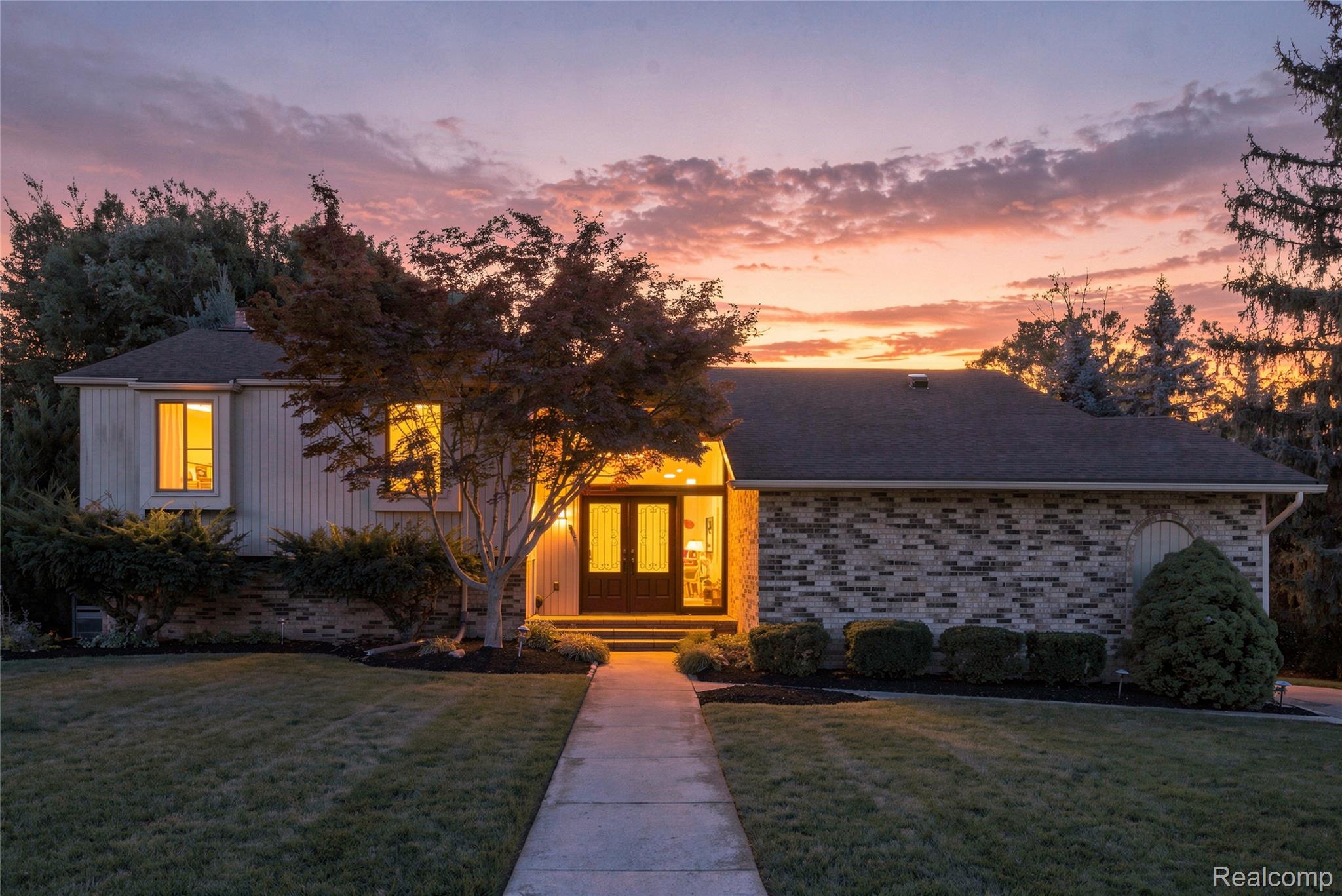 35697, Briar Ridge, Farmington, Michigan, 48335